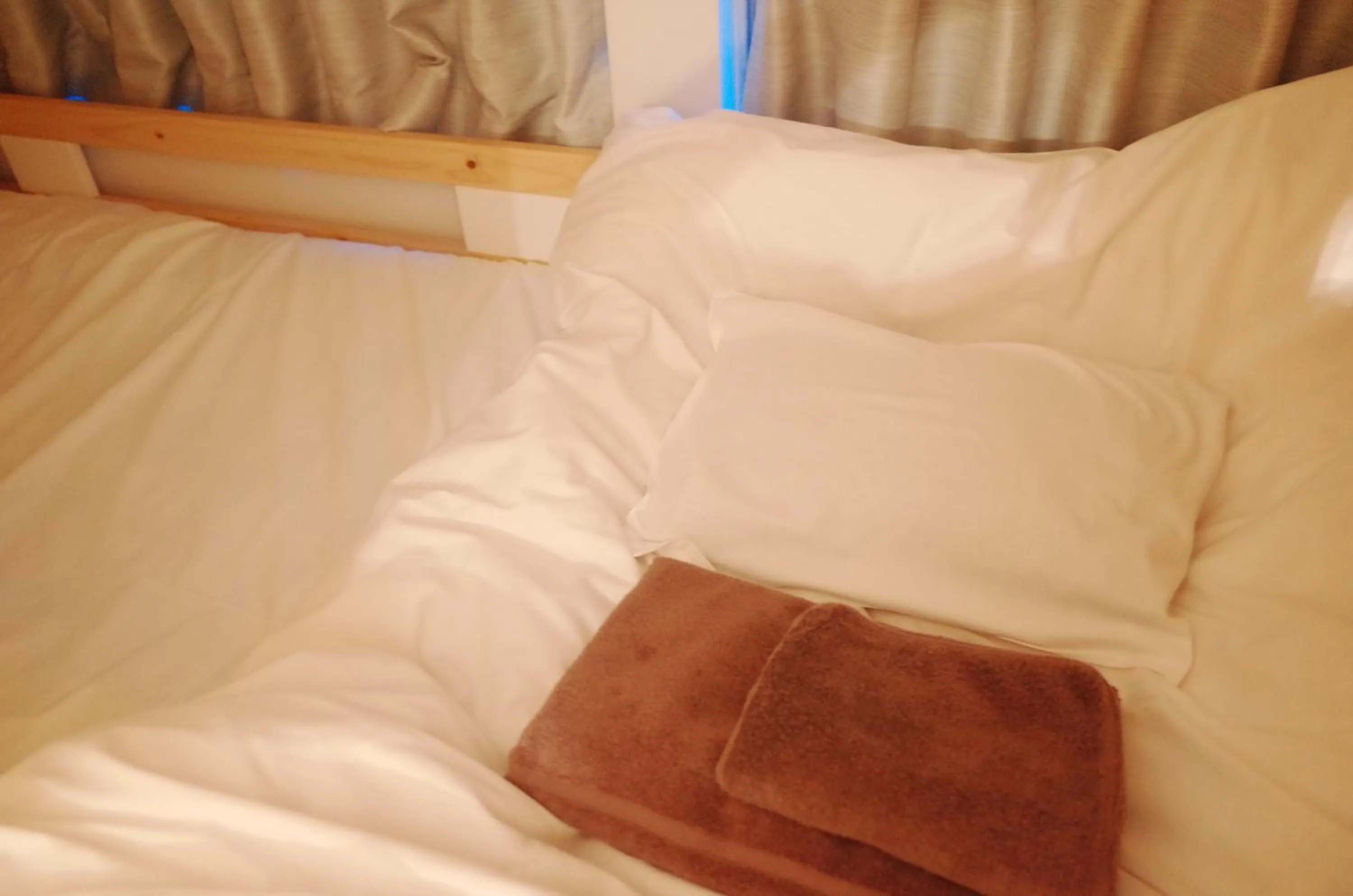 Decorative detail, Bed in Sheena To Ippei