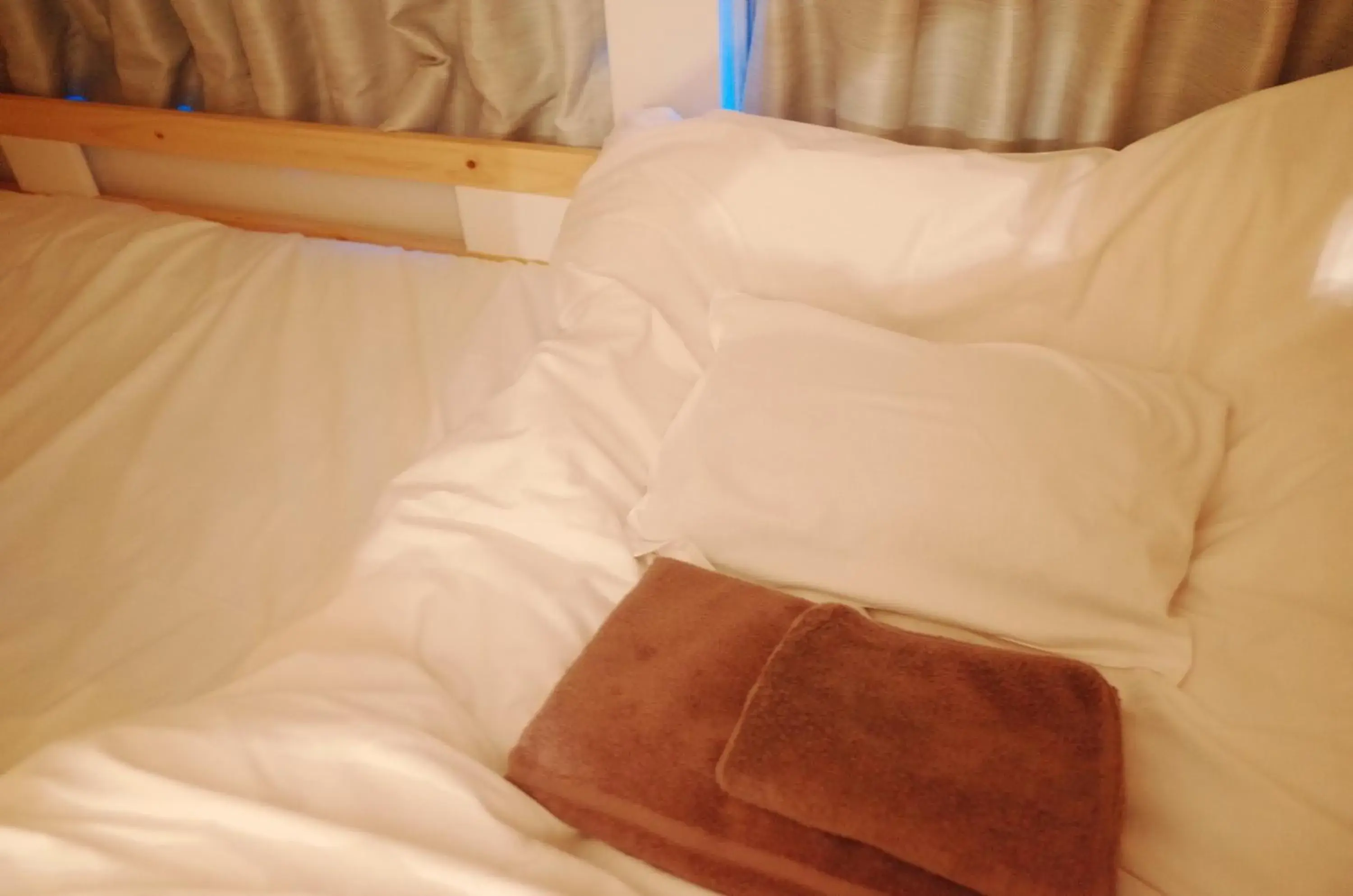 Decorative detail, Bed in Sheena To Ippei Decorative detail, Bed in Sheena To Ippei