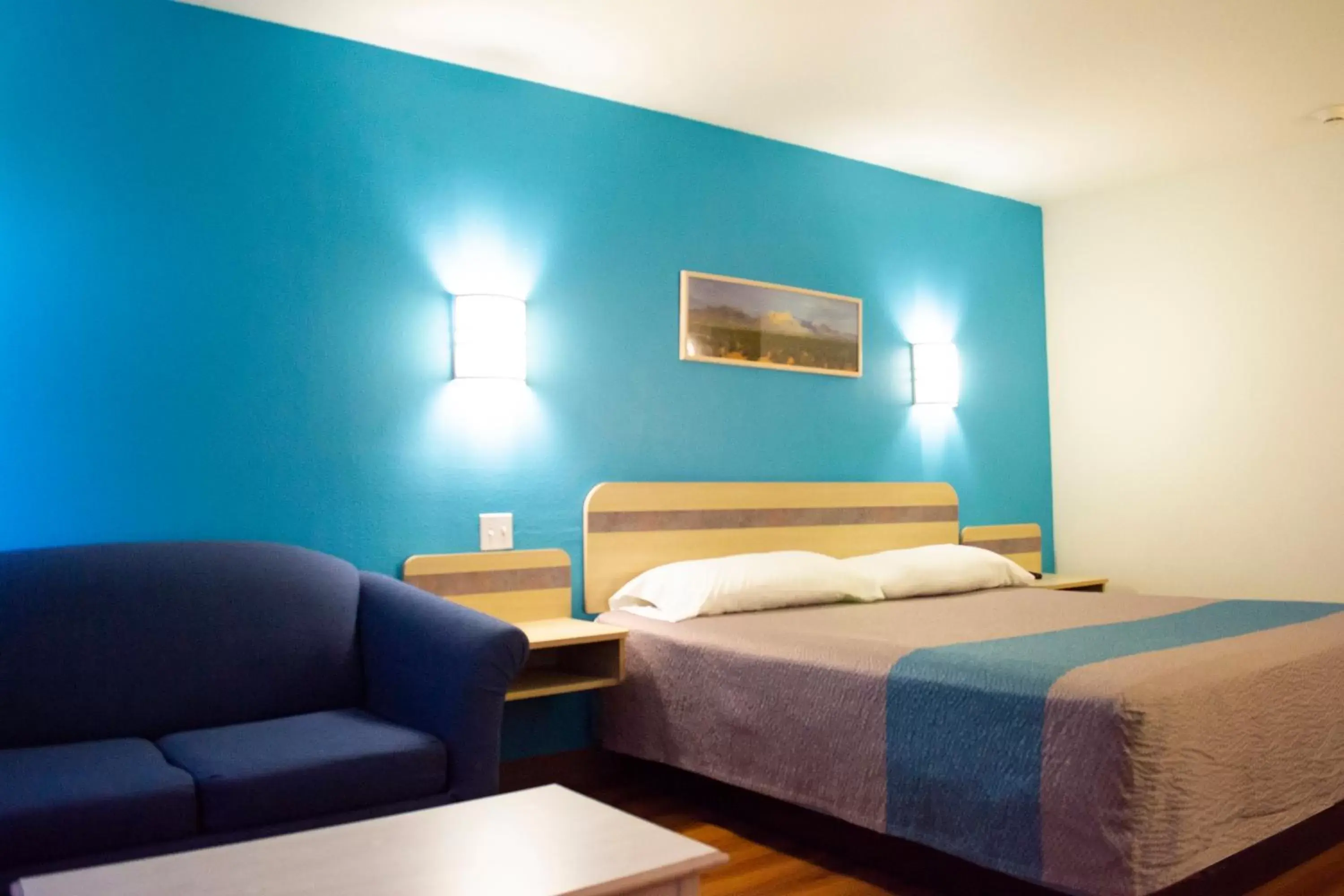Bedroom, Bed in Motel 6-Las Cruces, NM - Telshor