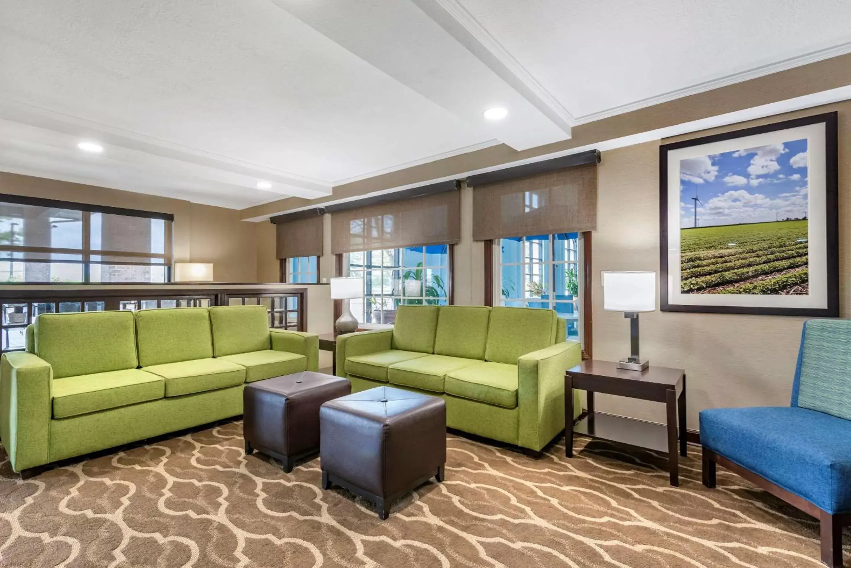 Lobby or reception, Seating Area in Comfort Inn Lafayette I-65