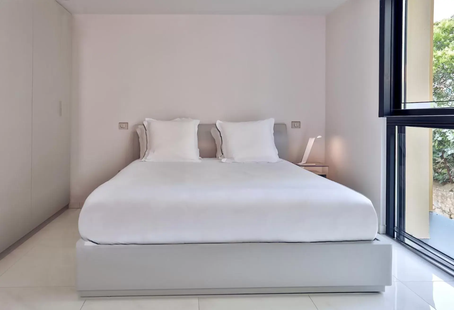 Apartment with Terrace in Residenza Leca Colonna Apartment with Terrace in Residenza Leca Colonna