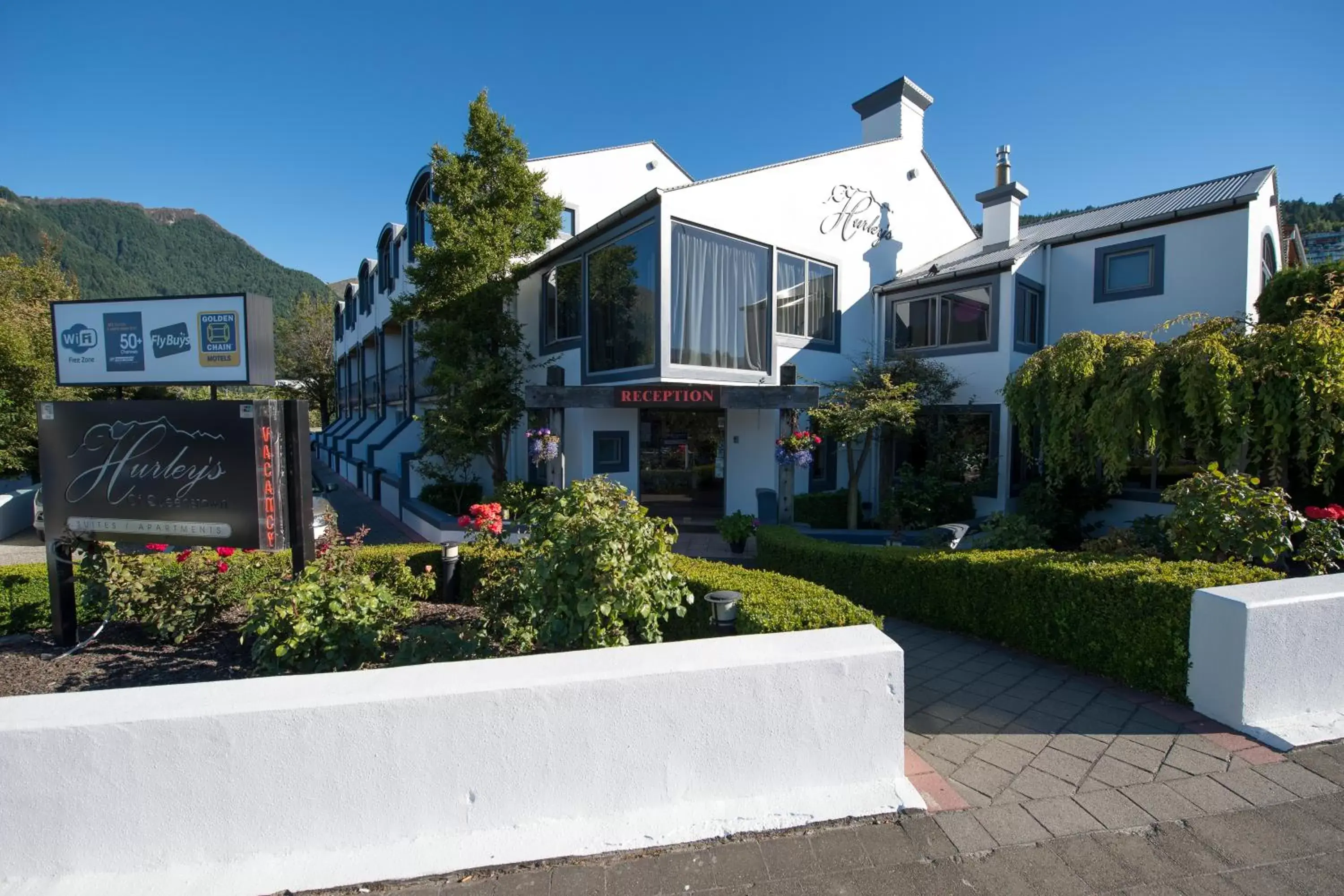 Facade/entrance in Hurley's of Queenstown Facade/entrance in Hurley's of Queenstown