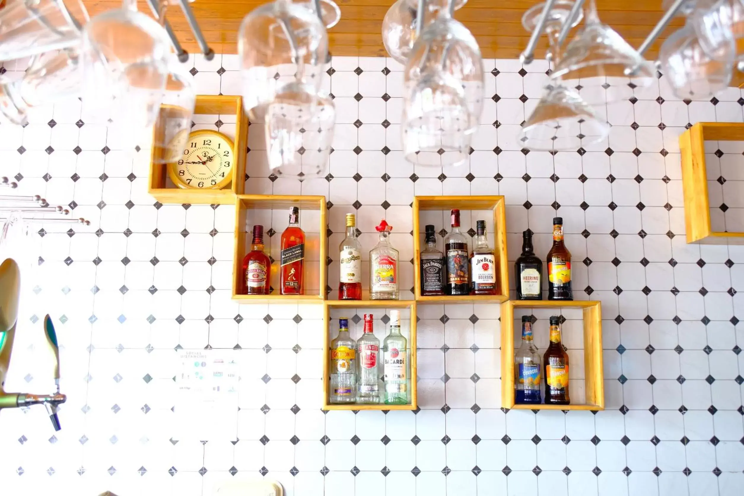 Restaurant/places to eat in The Beach Front Resort, Pattaya Restaurant/places to eat in The Beach Front Resort, Pattaya