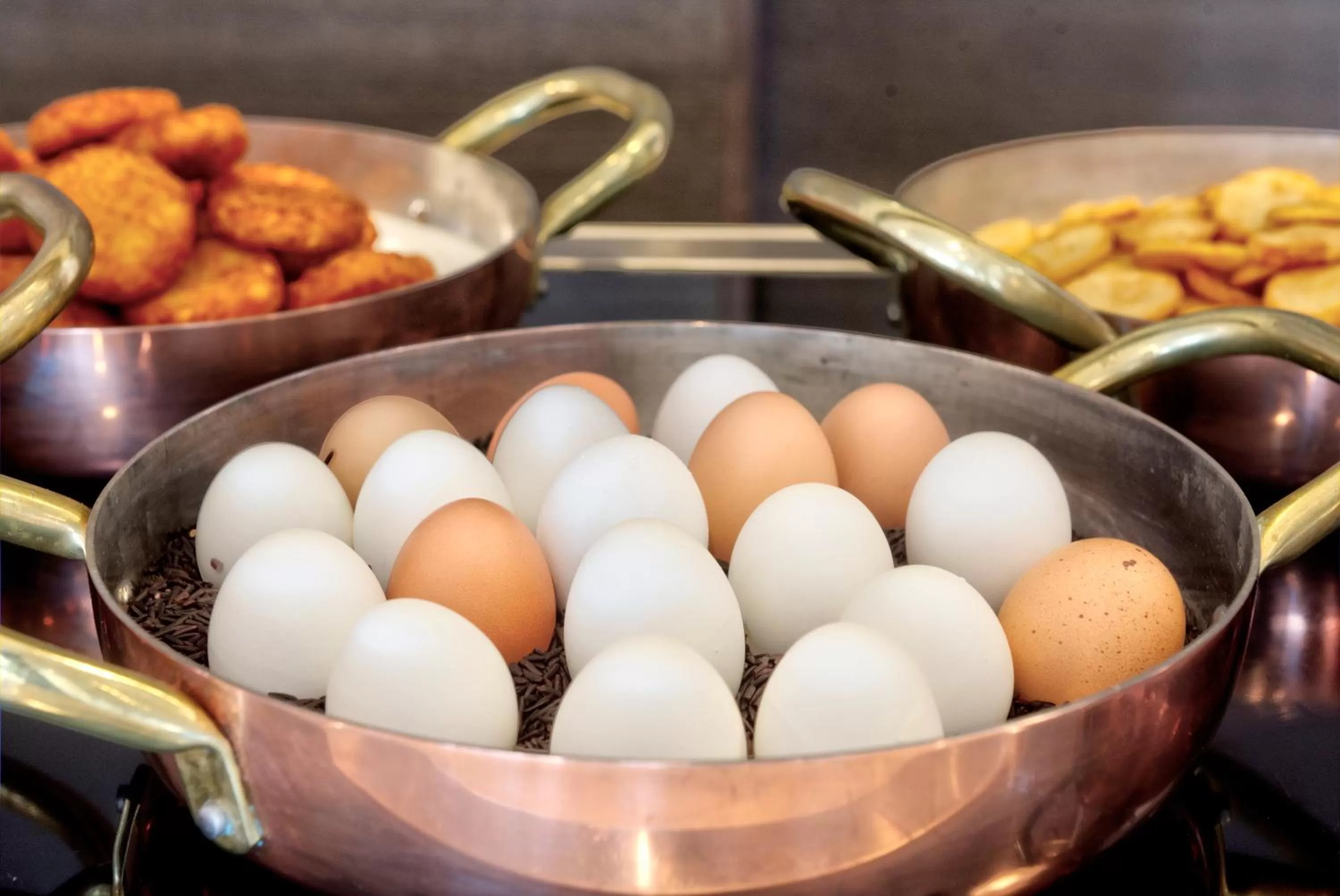 Buffet breakfast in Urban Valley Resort & Spa