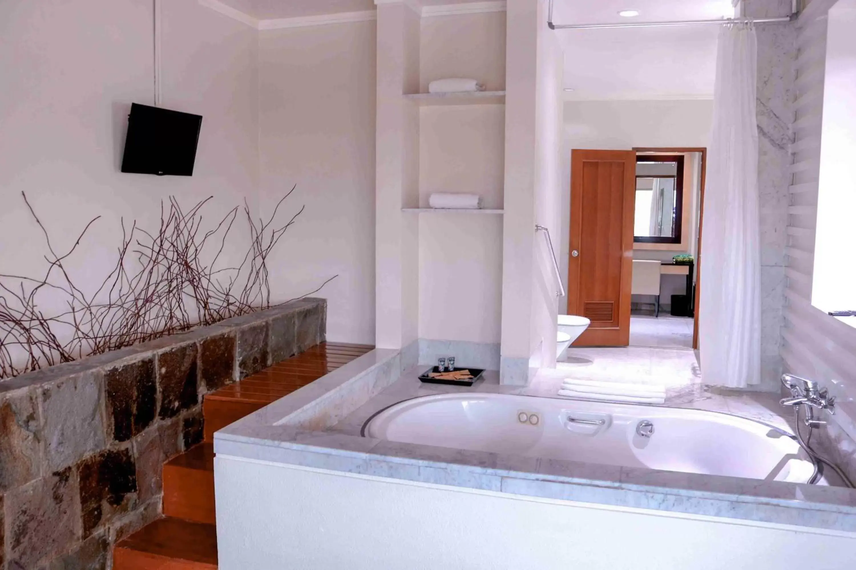 Bathroom in Aryaduta Palembang