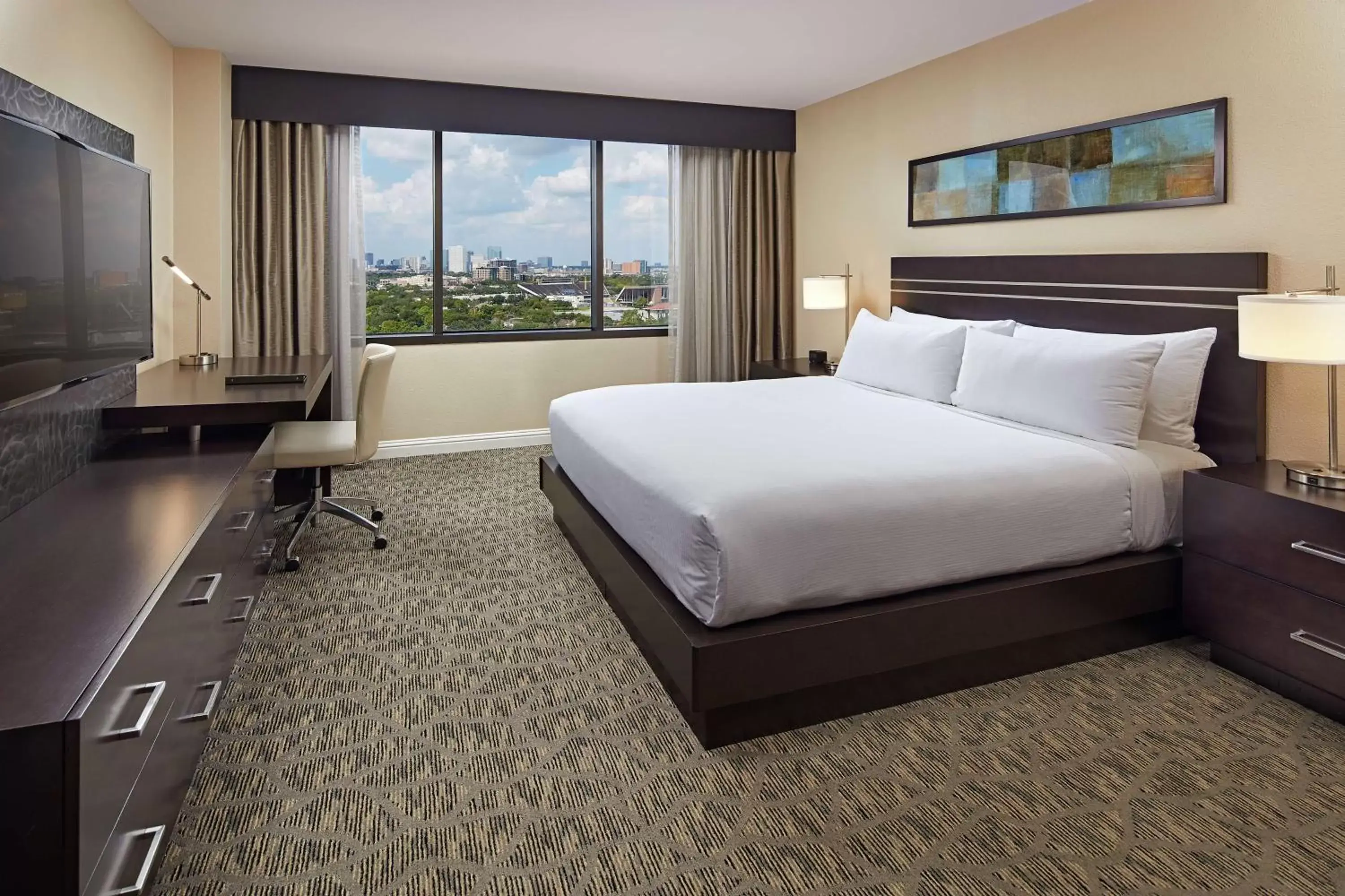 Bedroom in Hilton Houston Plaza/Medical Center