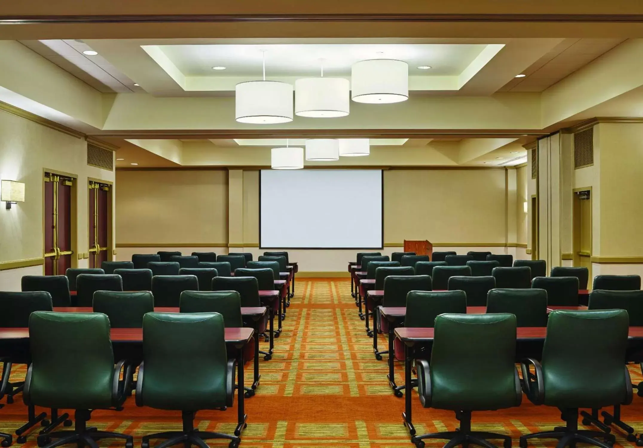 Meeting/conference room in DoubleTree Suites by Hilton Hotel Philadelphia West