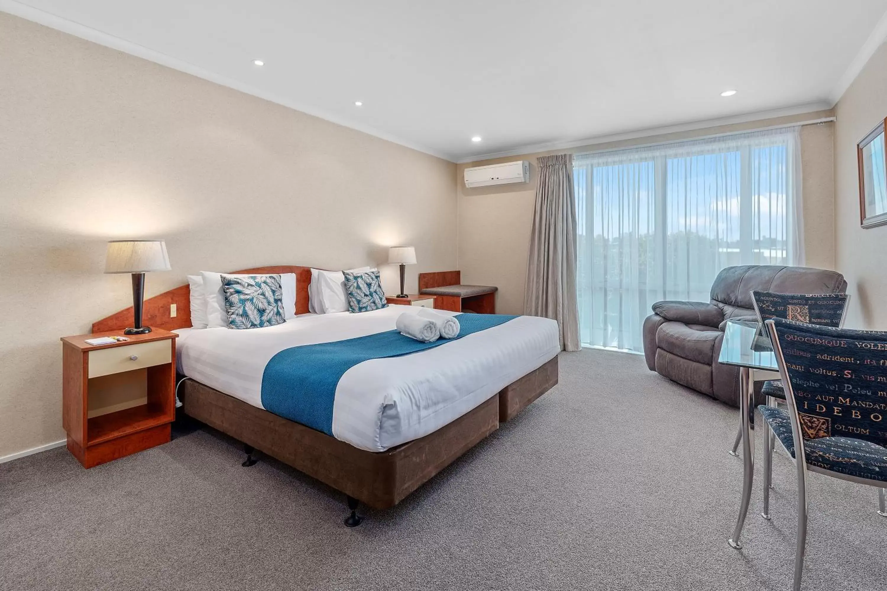 King Access Room in Aristotles North Shore King Access Room in Aristotles North Shore