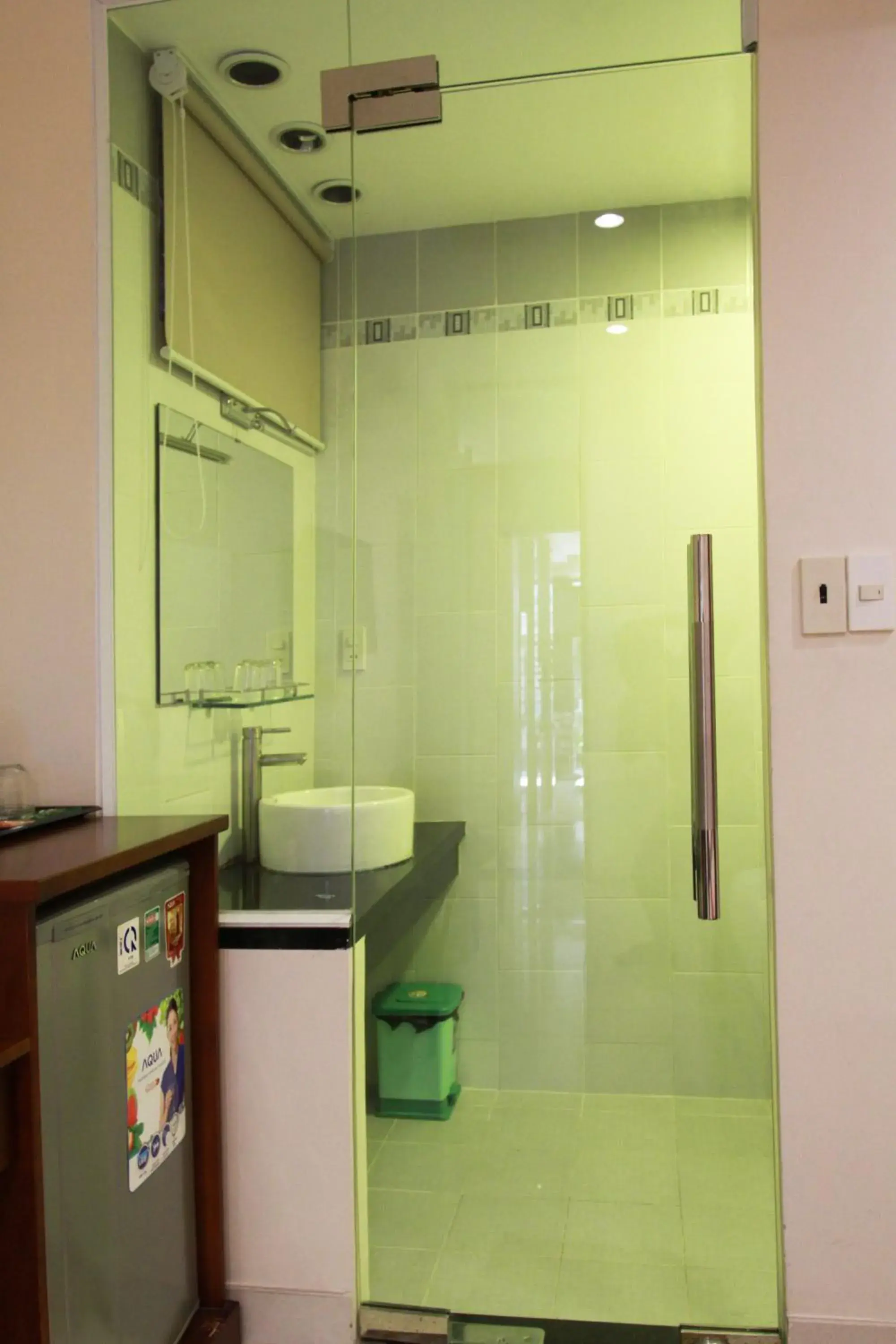 Shower, Bathroom in Ngoc Minh Hotel