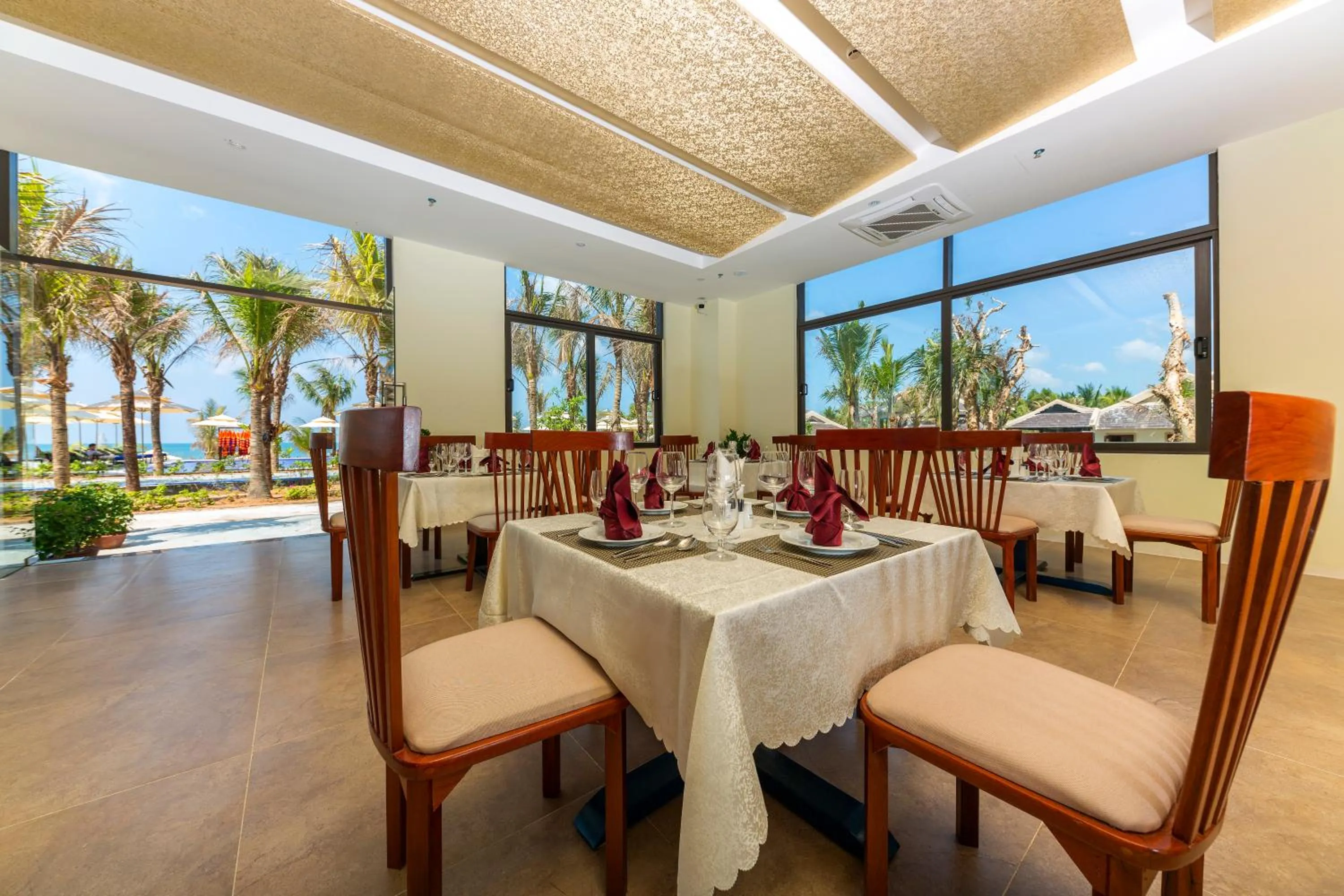 Restaurant/places to eat in Amarin Resort & Spa Phu Quoc