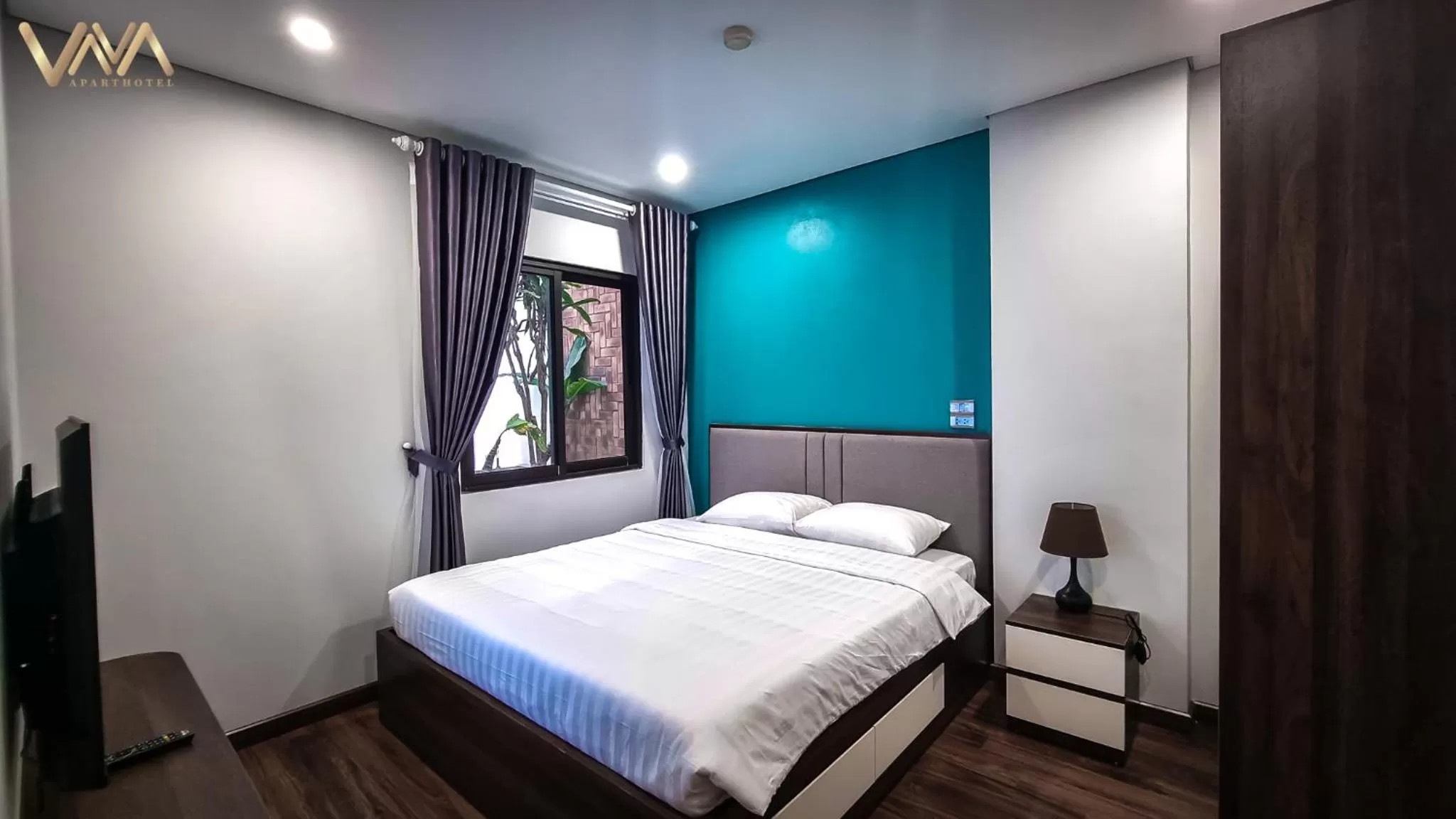 Bed in VNAHOMES APARTHOTEL