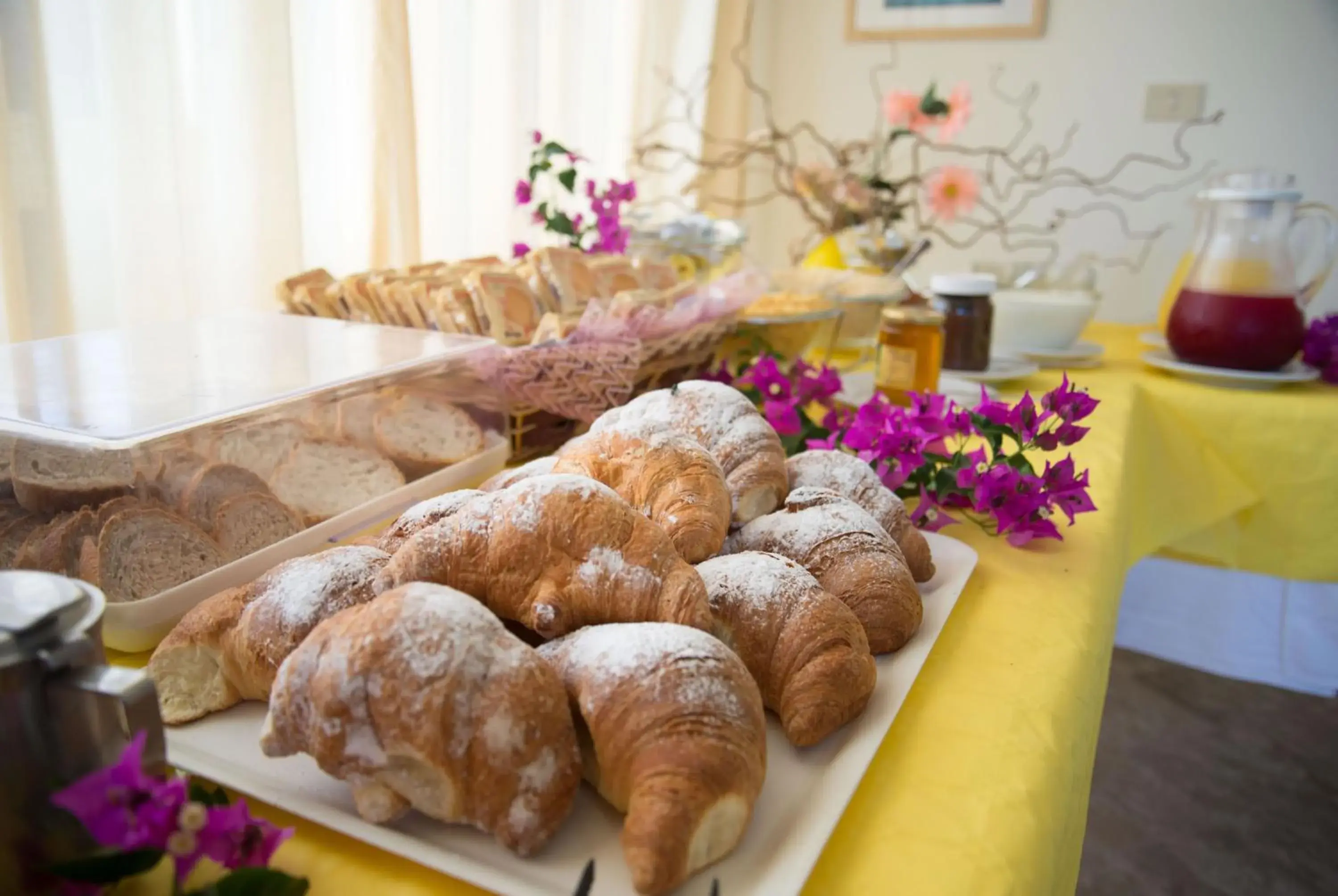 Italian breakfast, Food in Hotel Internazionale