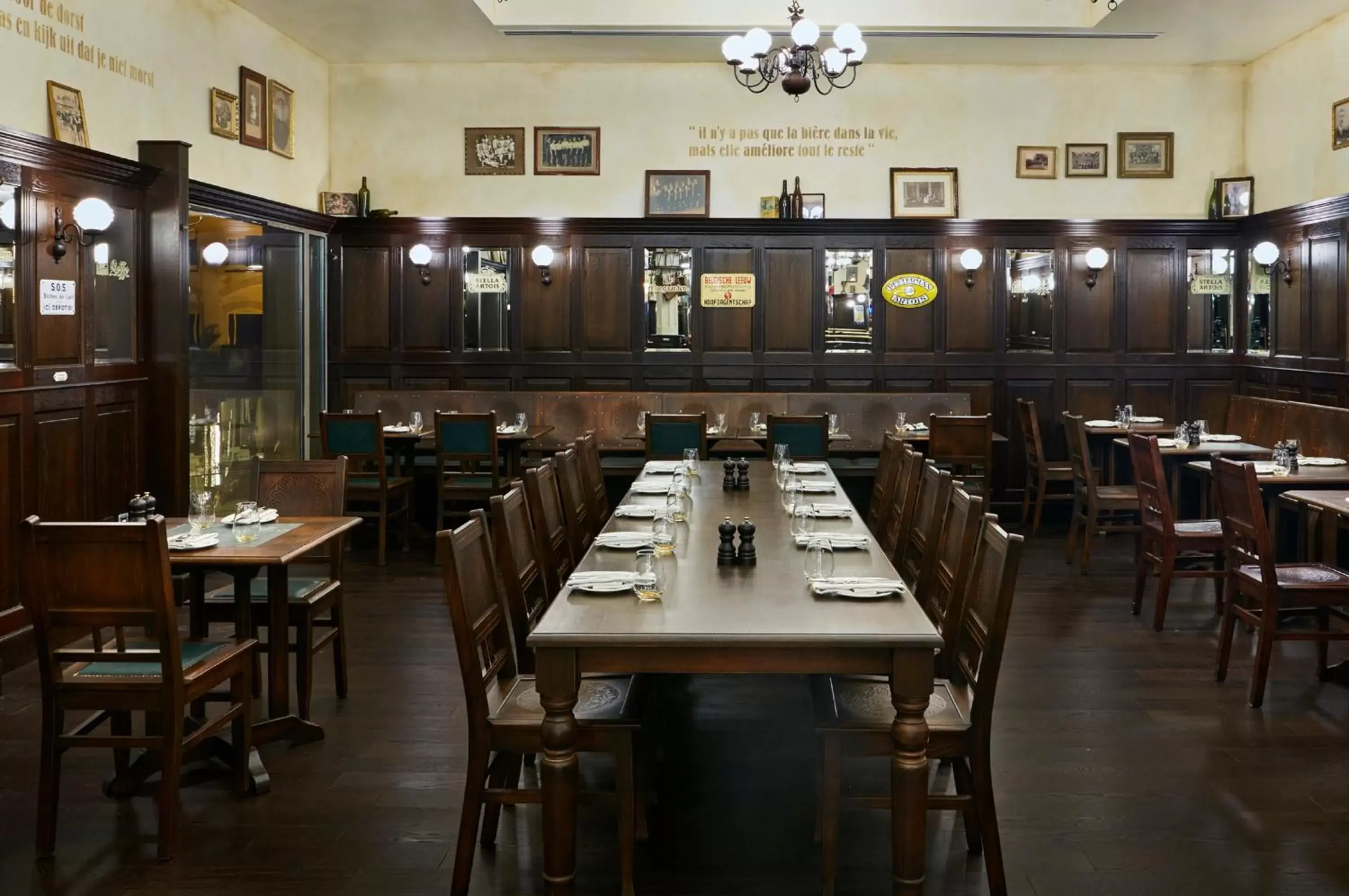 Lounge or bar, Restaurant/Places to Eat in InterContinental Doha Beach & Spa, an IHG Hotel Lounge or bar, Restaurant/Places to Eat in InterContinental Doha Beach & Spa, an IHG Hotel