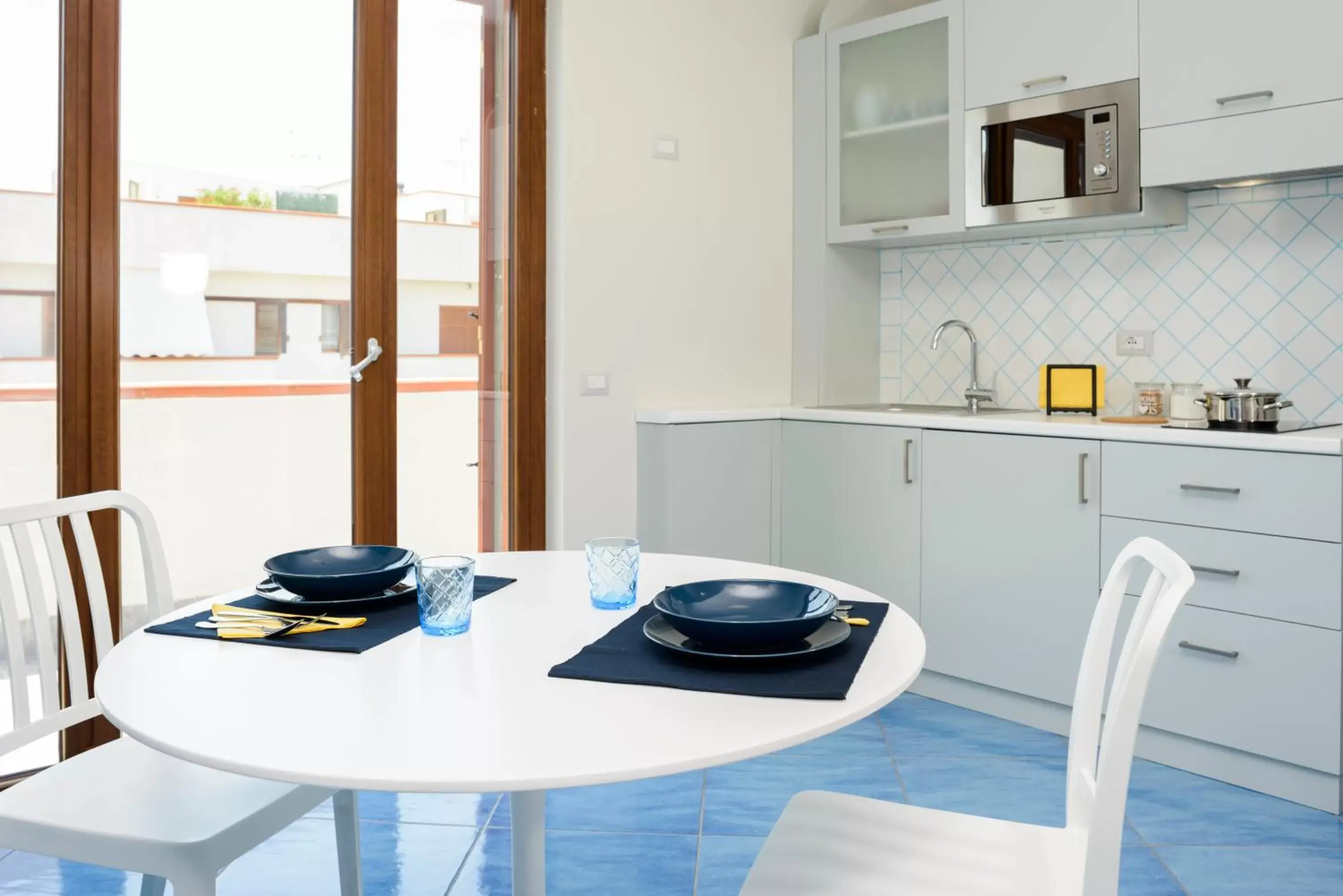 Kitchen or kitchenette, Dining Area in Il Papavero Residence Arbostella