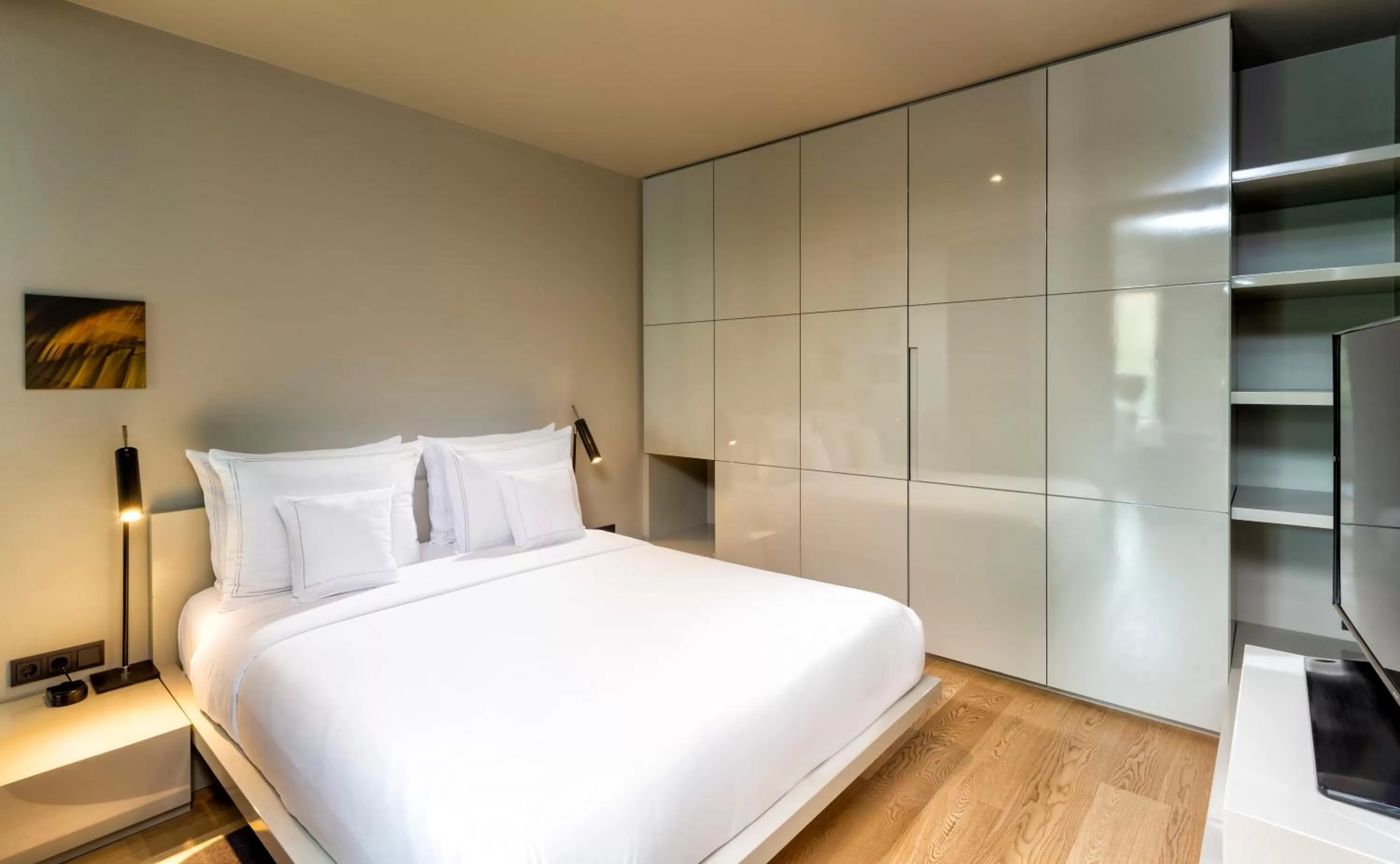 Bed in SANA Berlin Residence