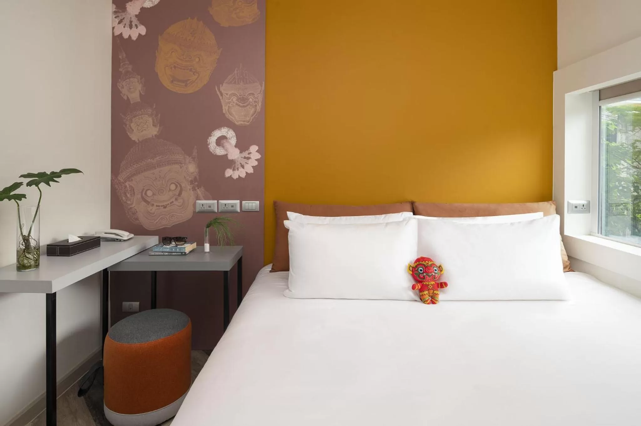 Bed in Jono Bangkok Asok Hotel