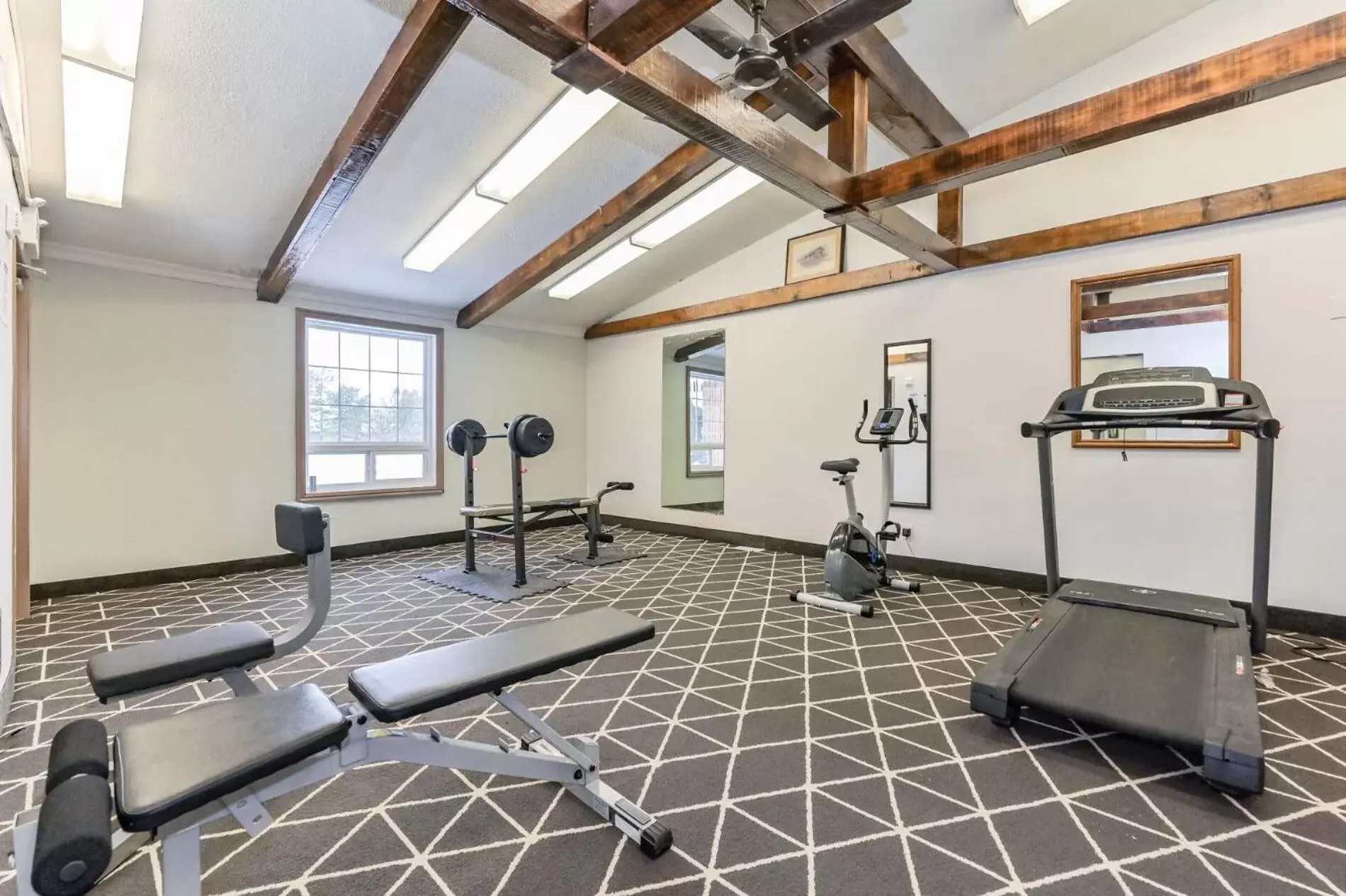 Fitness centre/facilities, Fitness Center/Facilities in King Hotel