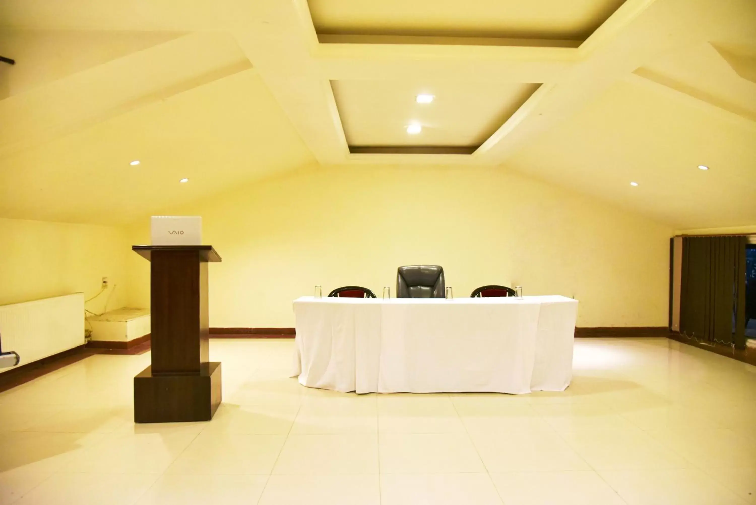 Banquet/Function facilities in Indraprastha Resort, Dalhousie