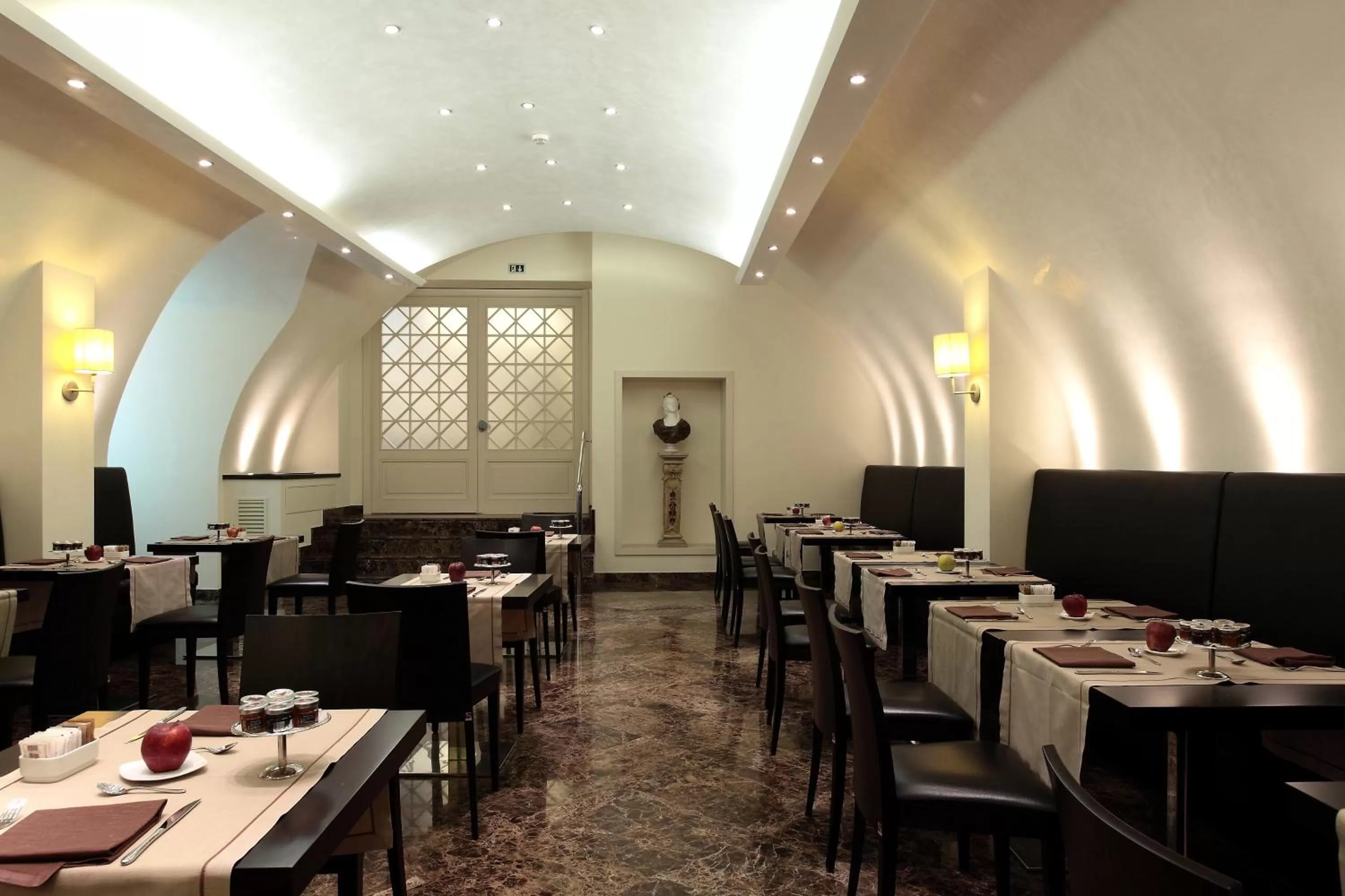 Restaurant/places to eat in Il Principe Hotel Catania