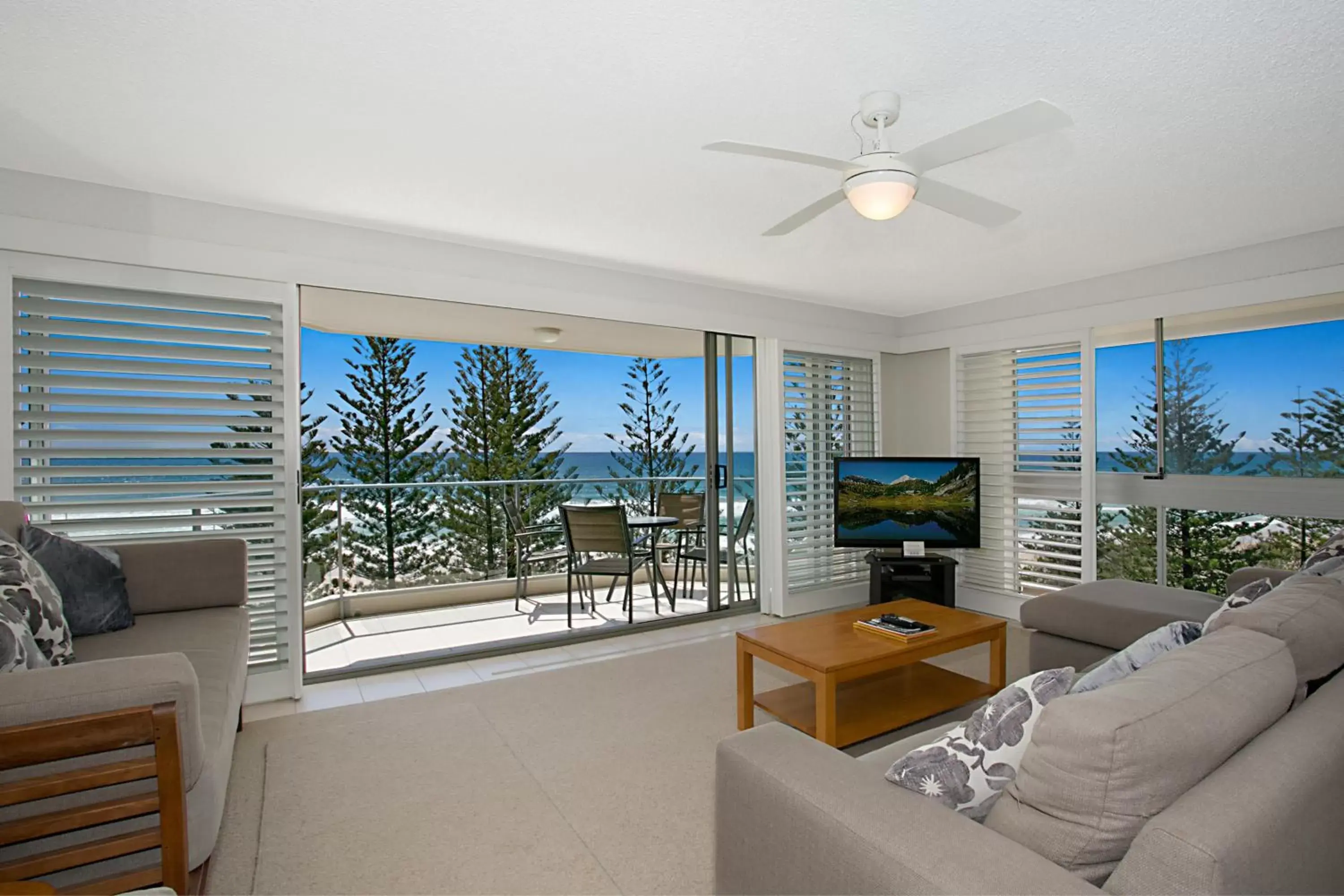 Living room, Seating Area in Solnamara Beachfront Apartments