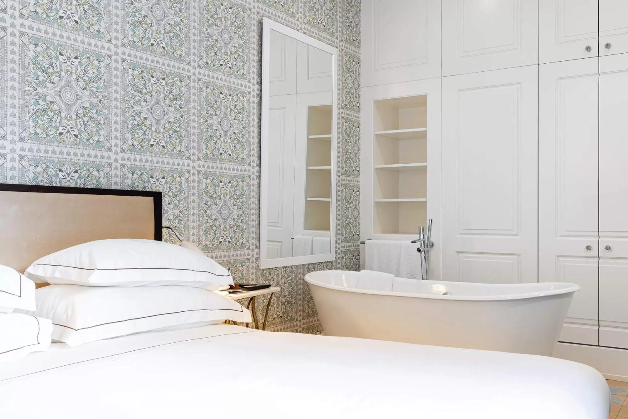Bedroom, Bathroom in Santiago de Alfama - Boutique Hotel
