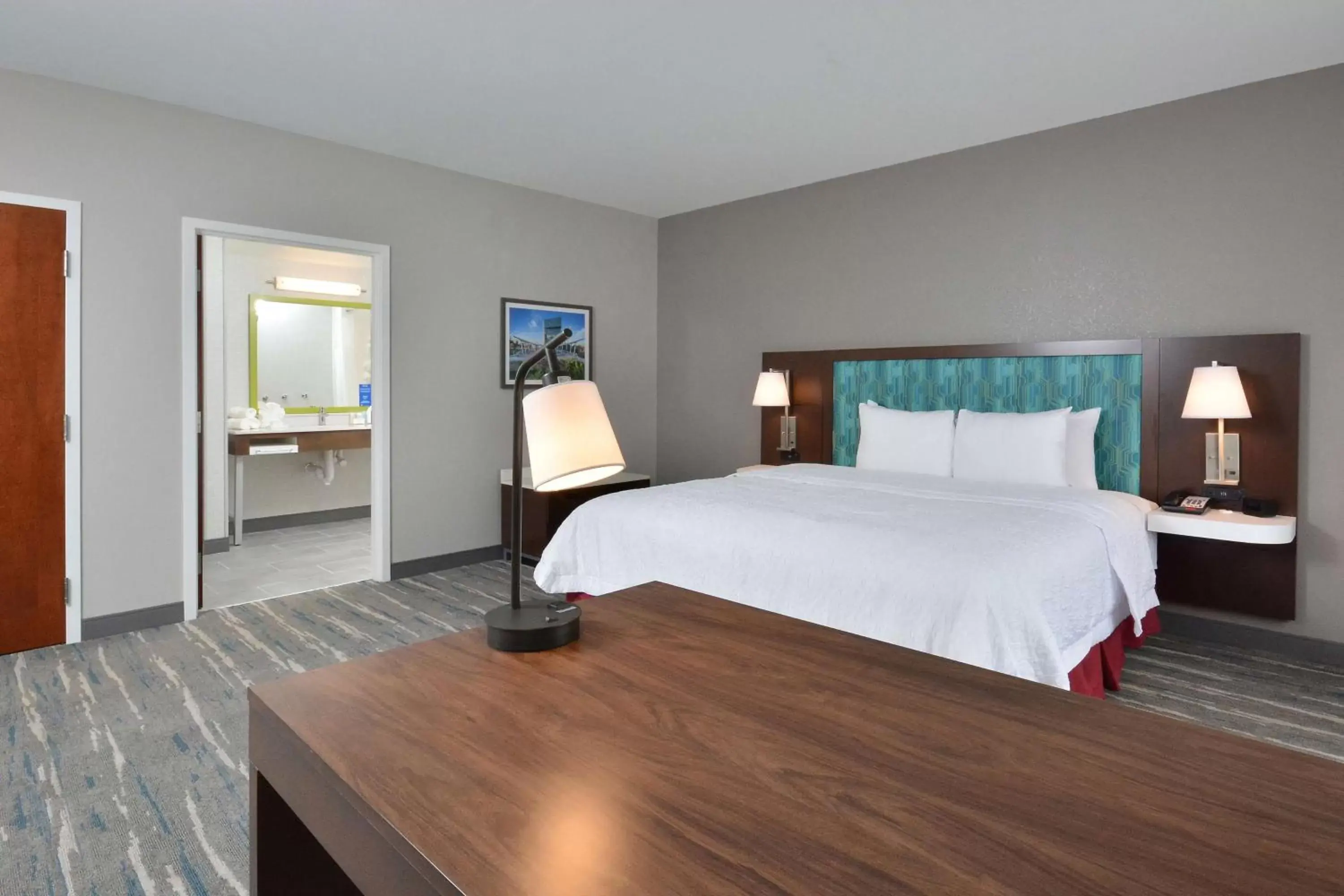 Bedroom, Bed in Hampton Inn & Suites Charlotte North I 485