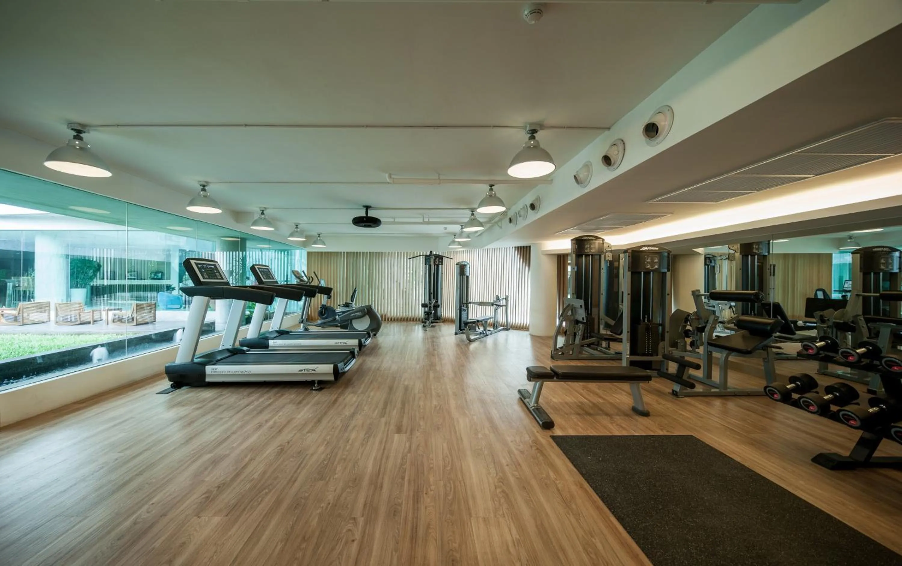Fitness centre/facilities in LiT BANGKOK Hotel