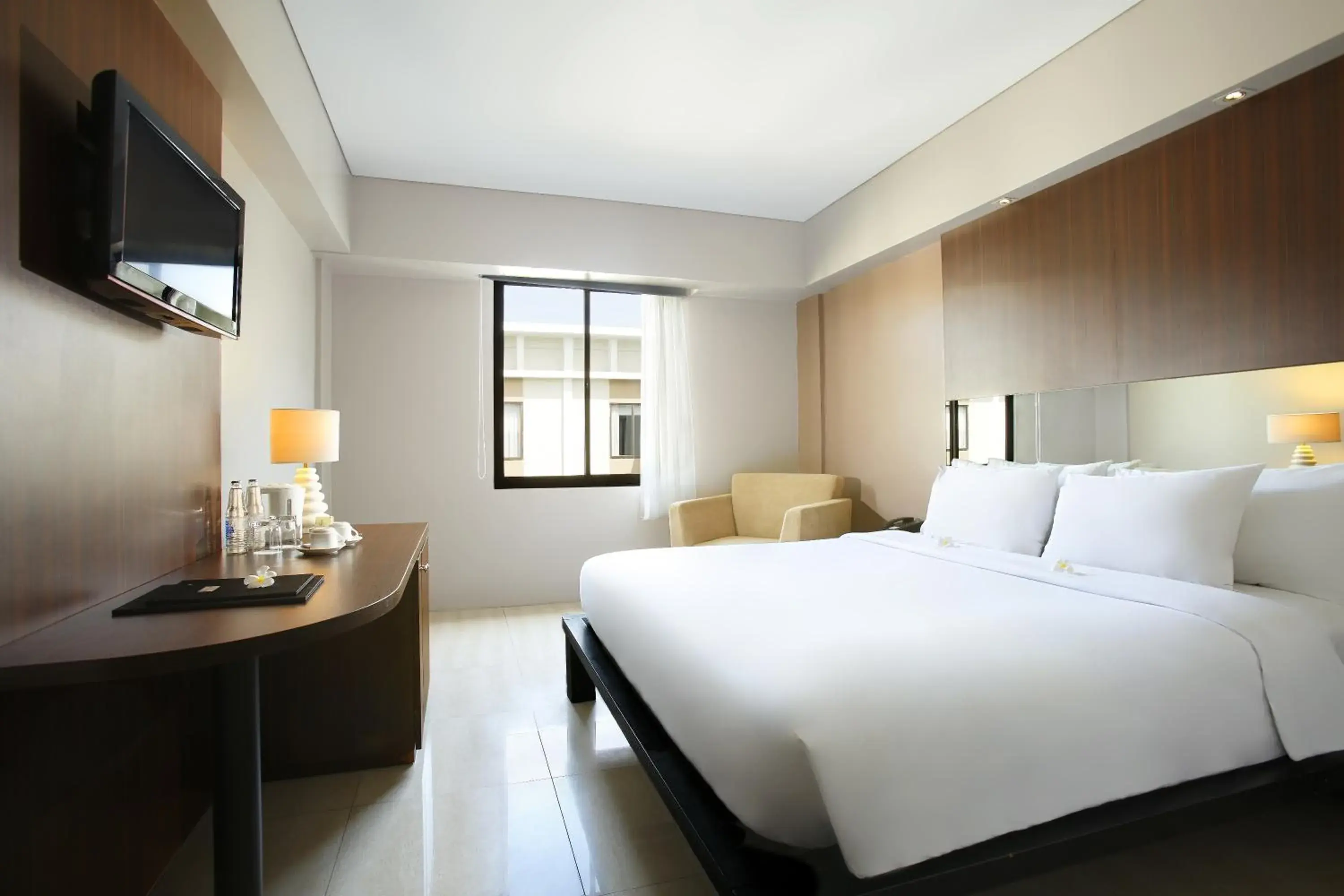 Deluxe King Room in Hotel Santika Kuta Deluxe King Room in Hotel Santika Kuta