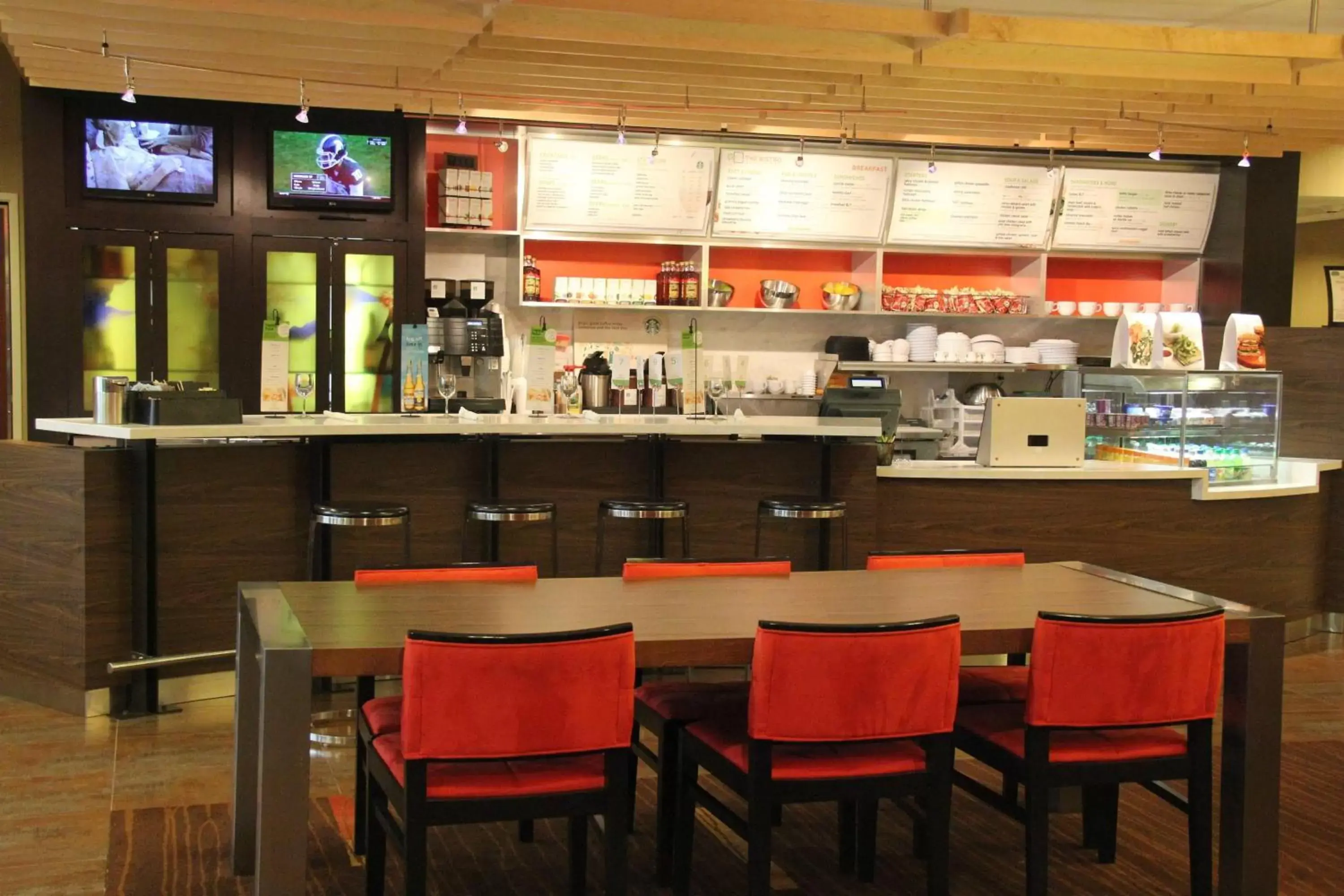 Restaurant/Places to Eat in Courtyard by Marriott Oneonta