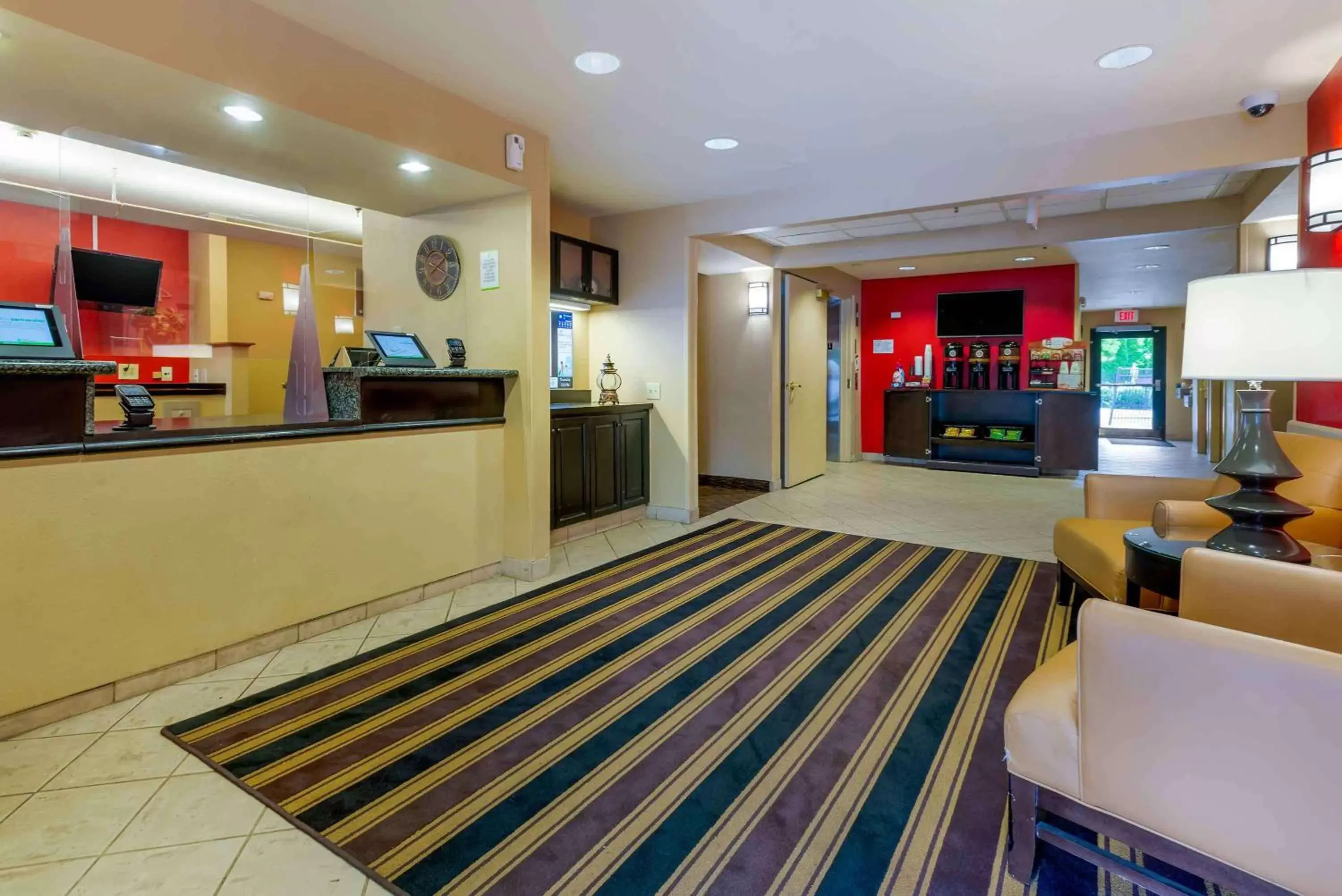 Lobby or reception, Lobby/Reception in Extended Stay America Suites - Piscataway - Rutgers University