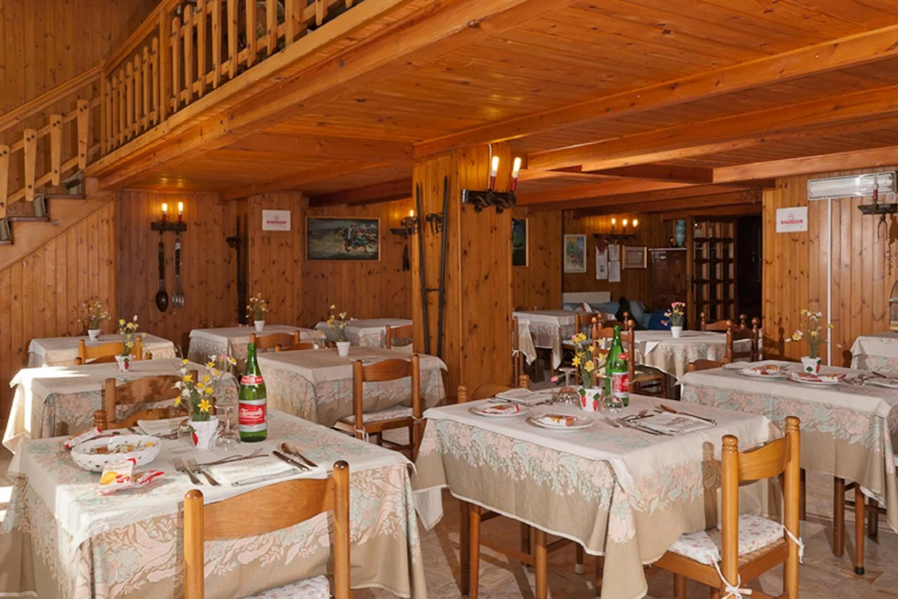 Restaurant/places to eat in Hotel Del Postiglione