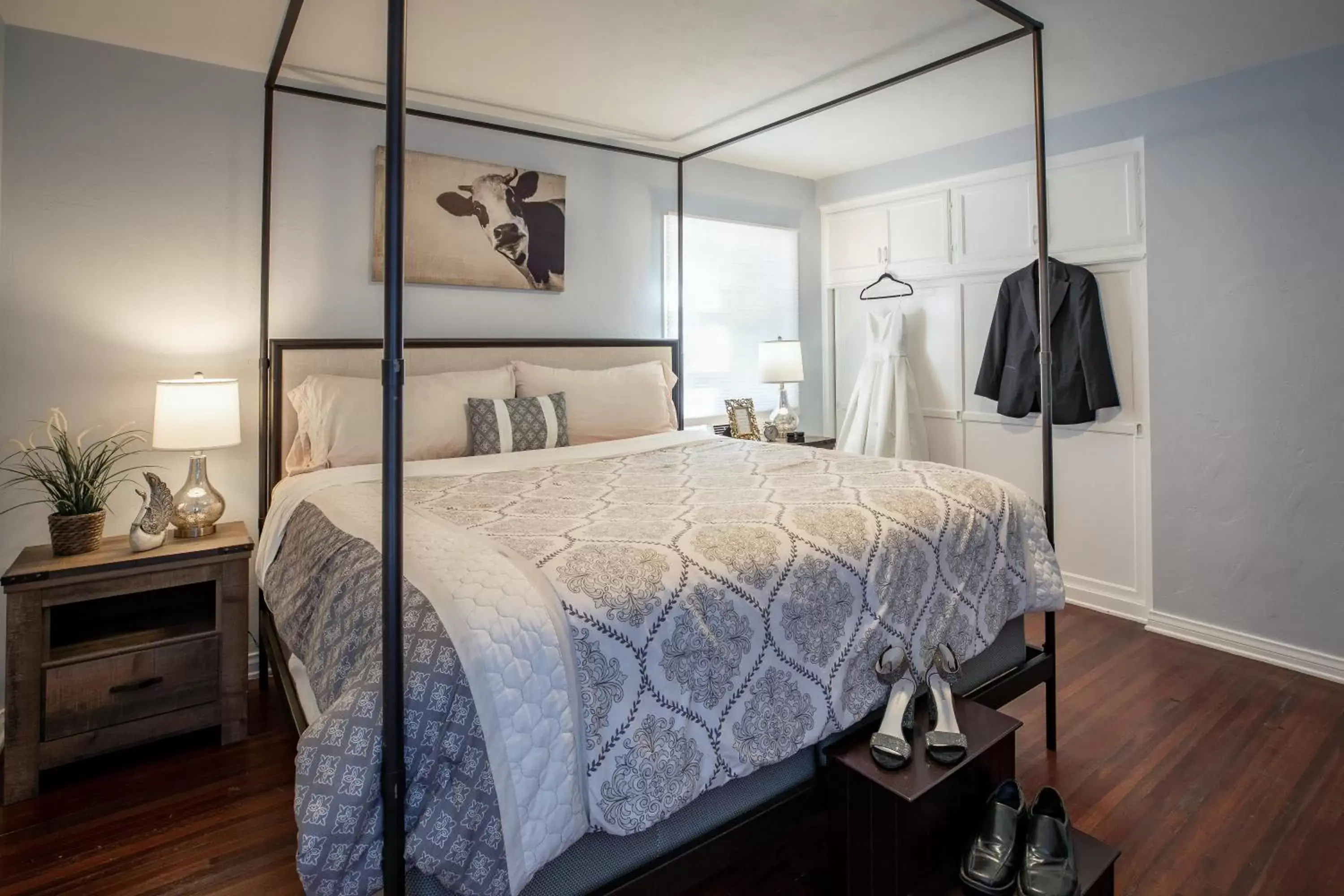 Bedroom, Bed in Apple Tree Inn