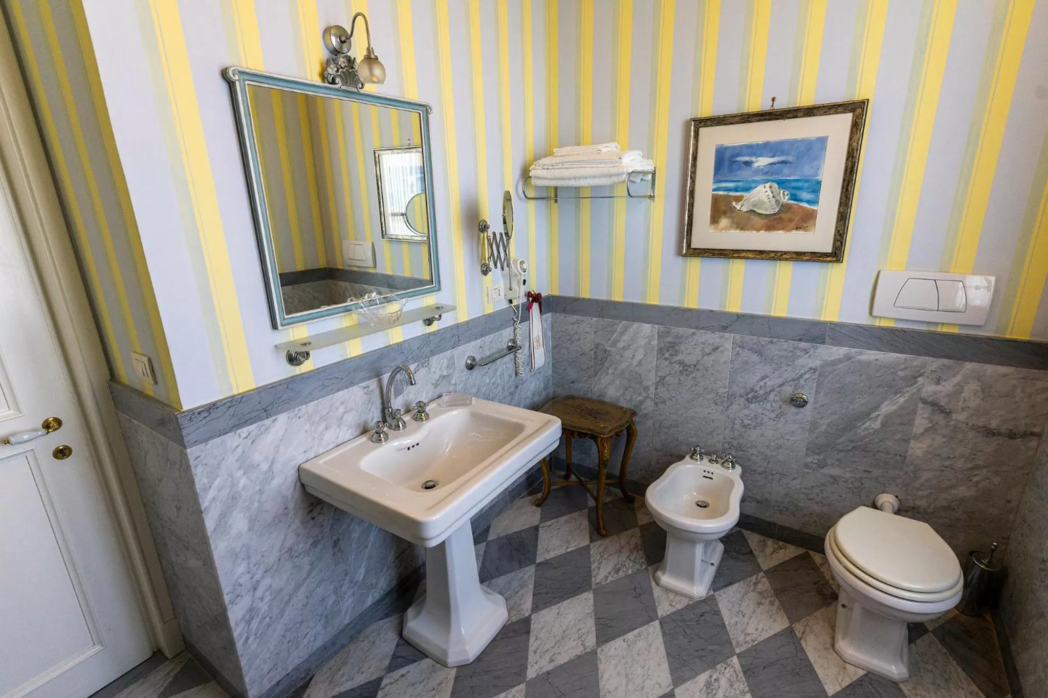 Toilet, Bathroom in Dimora Villa Ricci - Only Bed