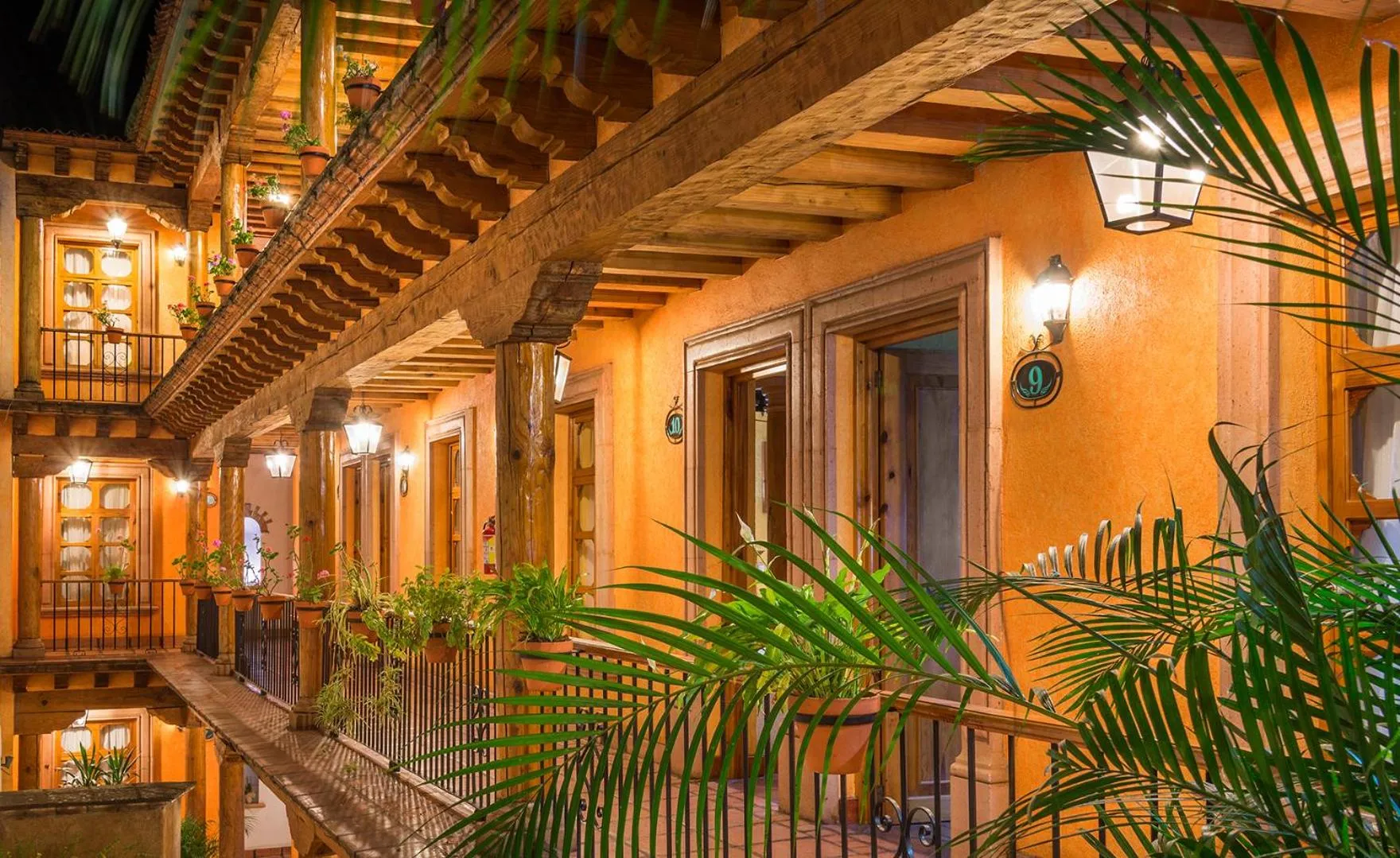 Decorative detail in Hotel Refugio del Angel