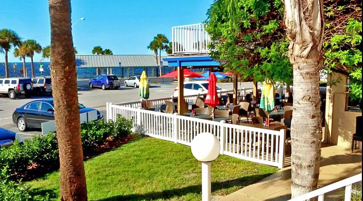 Restaurant/places to eat in Inn on the Gulf