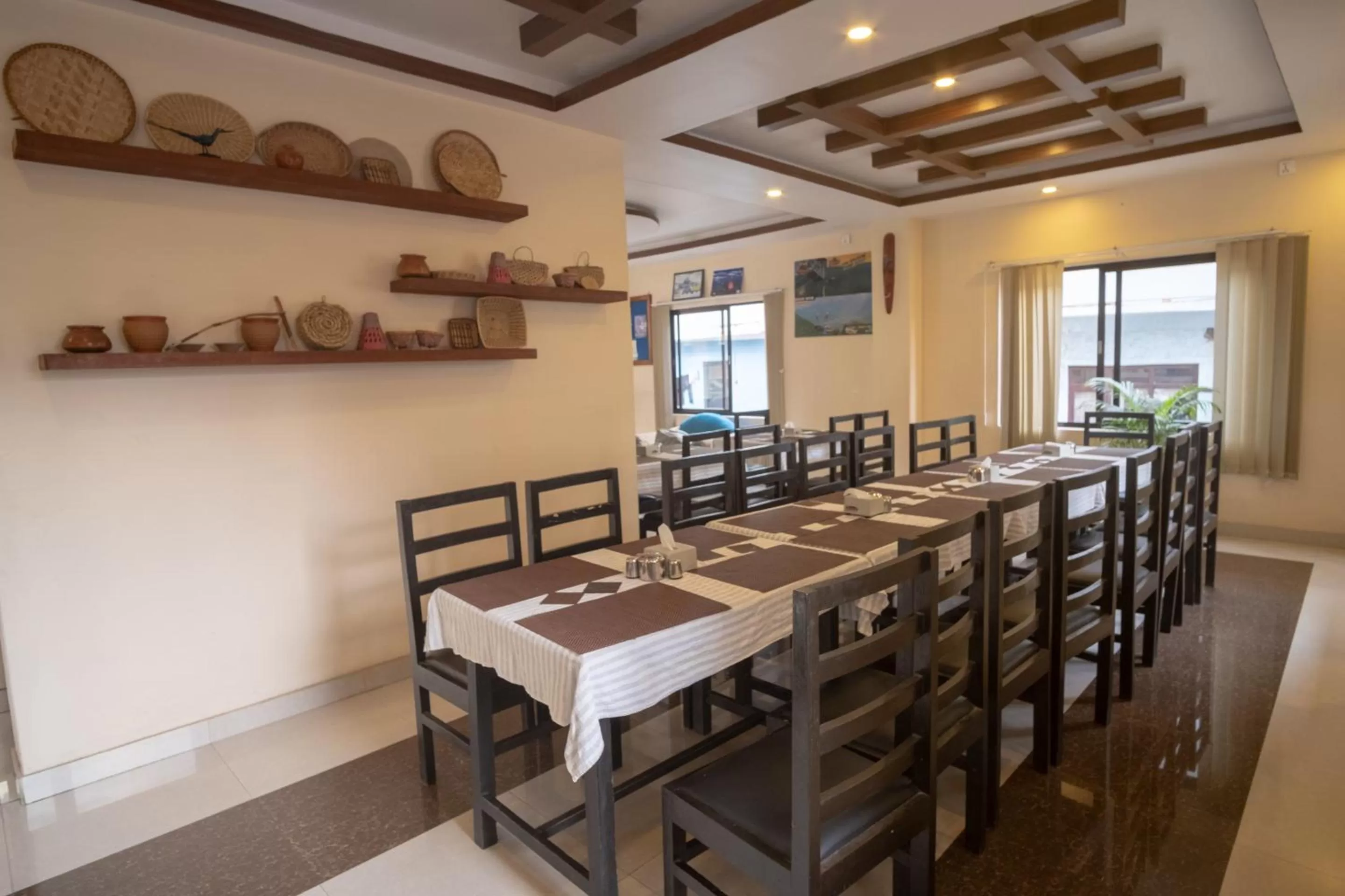 Restaurant/places to eat in Hotel Sublime