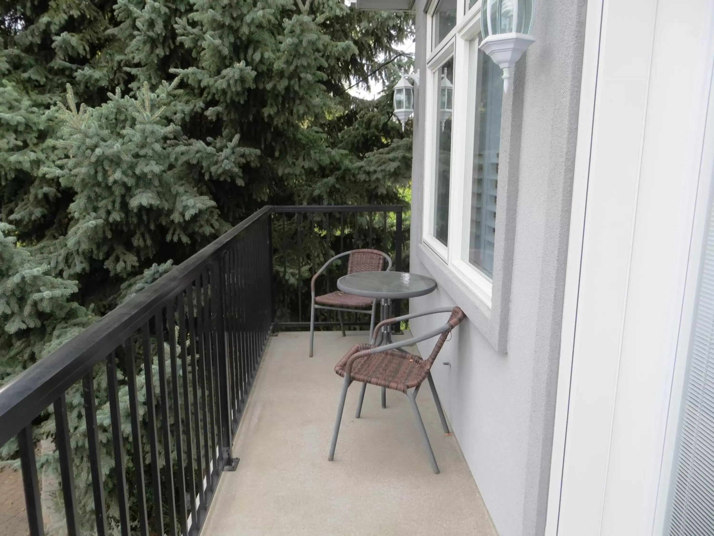 Balcony/Terrace in Along River Ridge