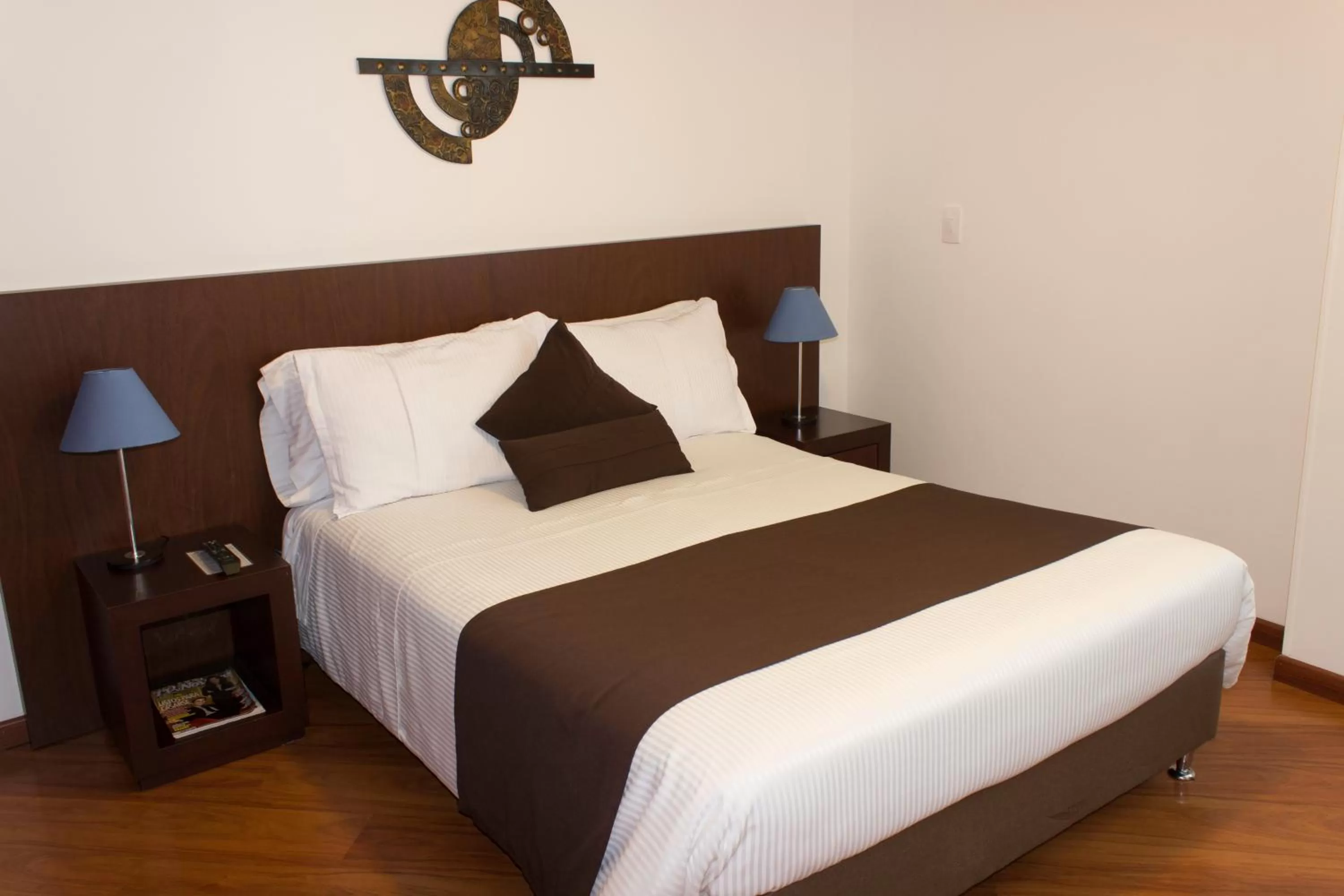 Photo of the whole room, Bed in Hotel Casa Galvez