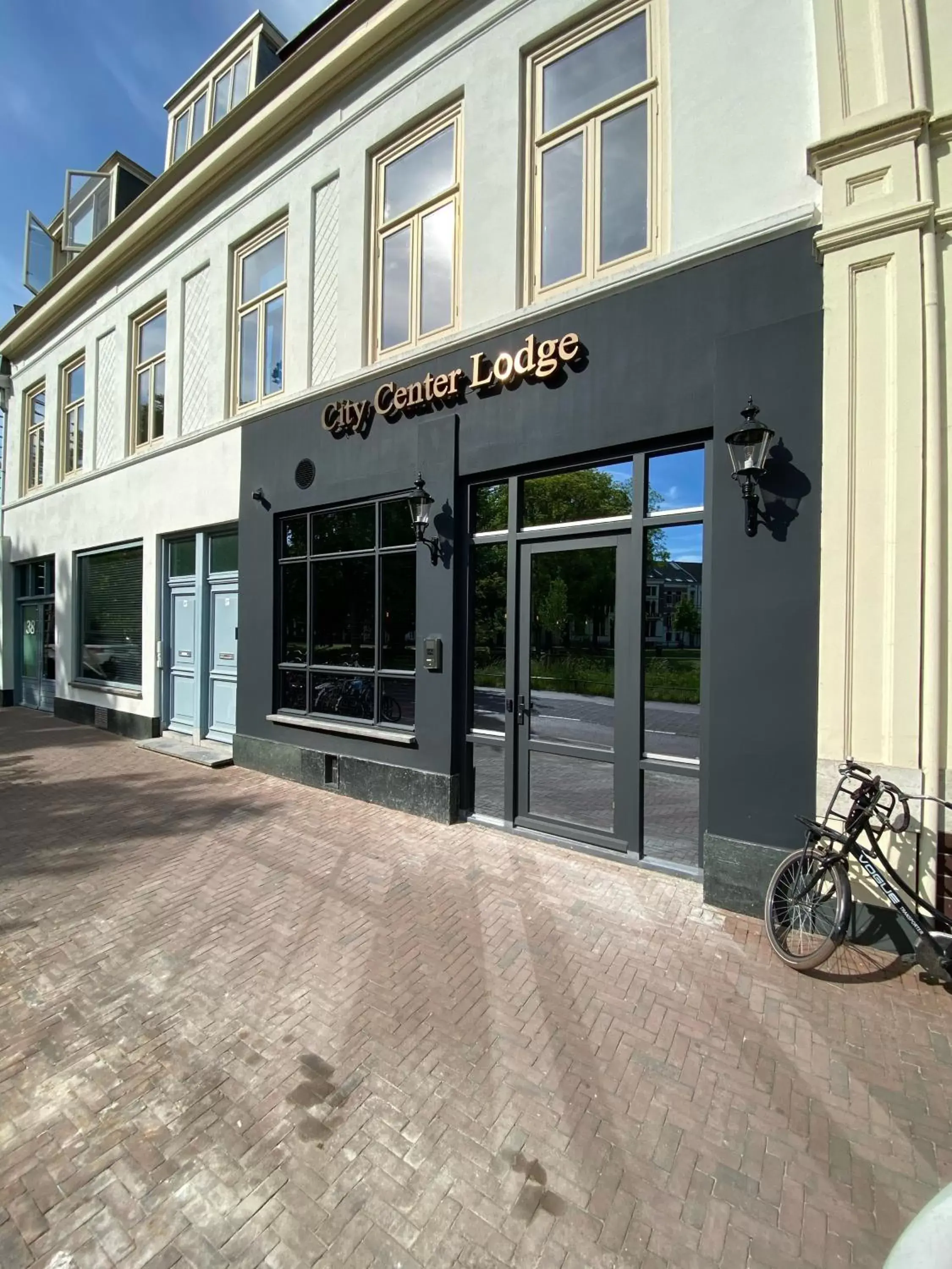 Facade/entrance, Property Building in City Center Lodge Utrecht