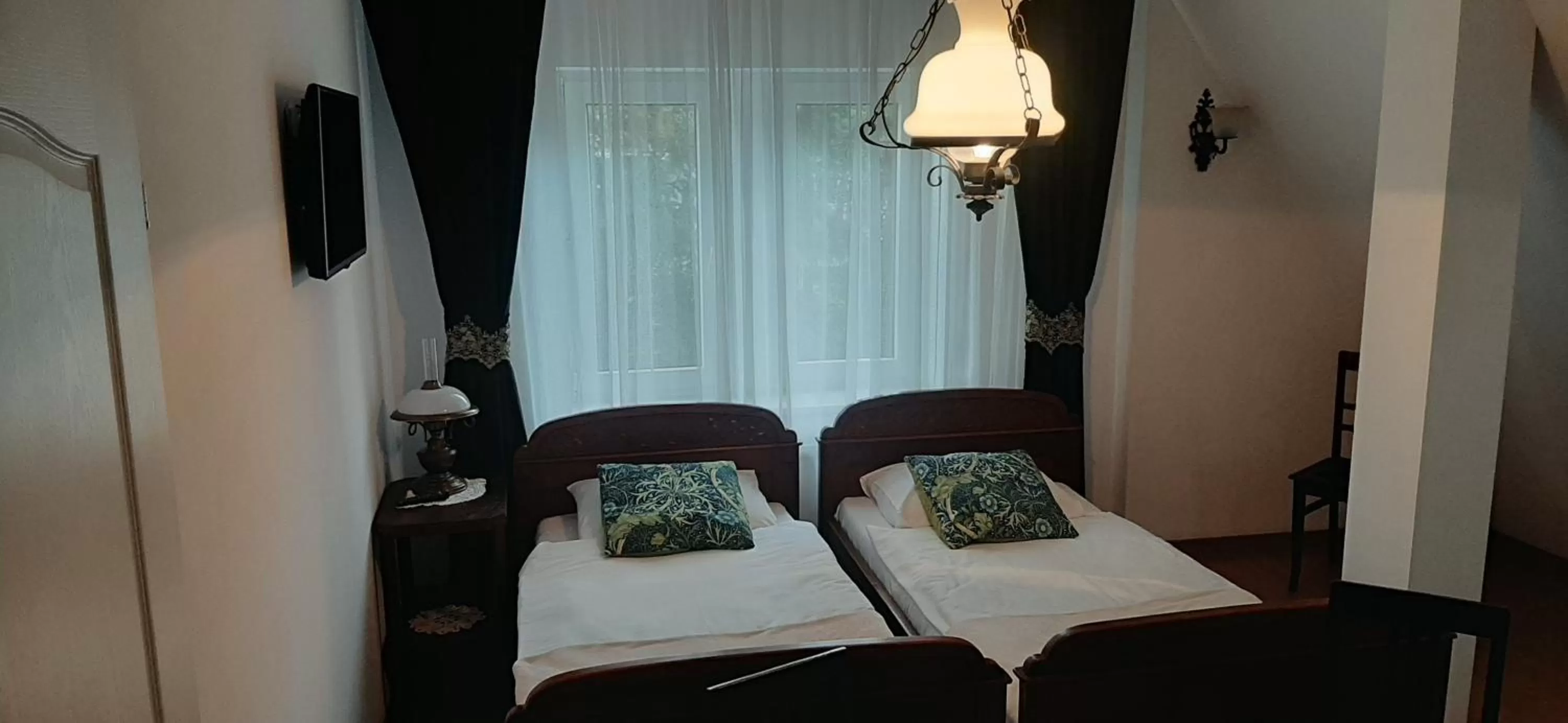 Photo of the whole room, Bed in Dworek pod świerkami