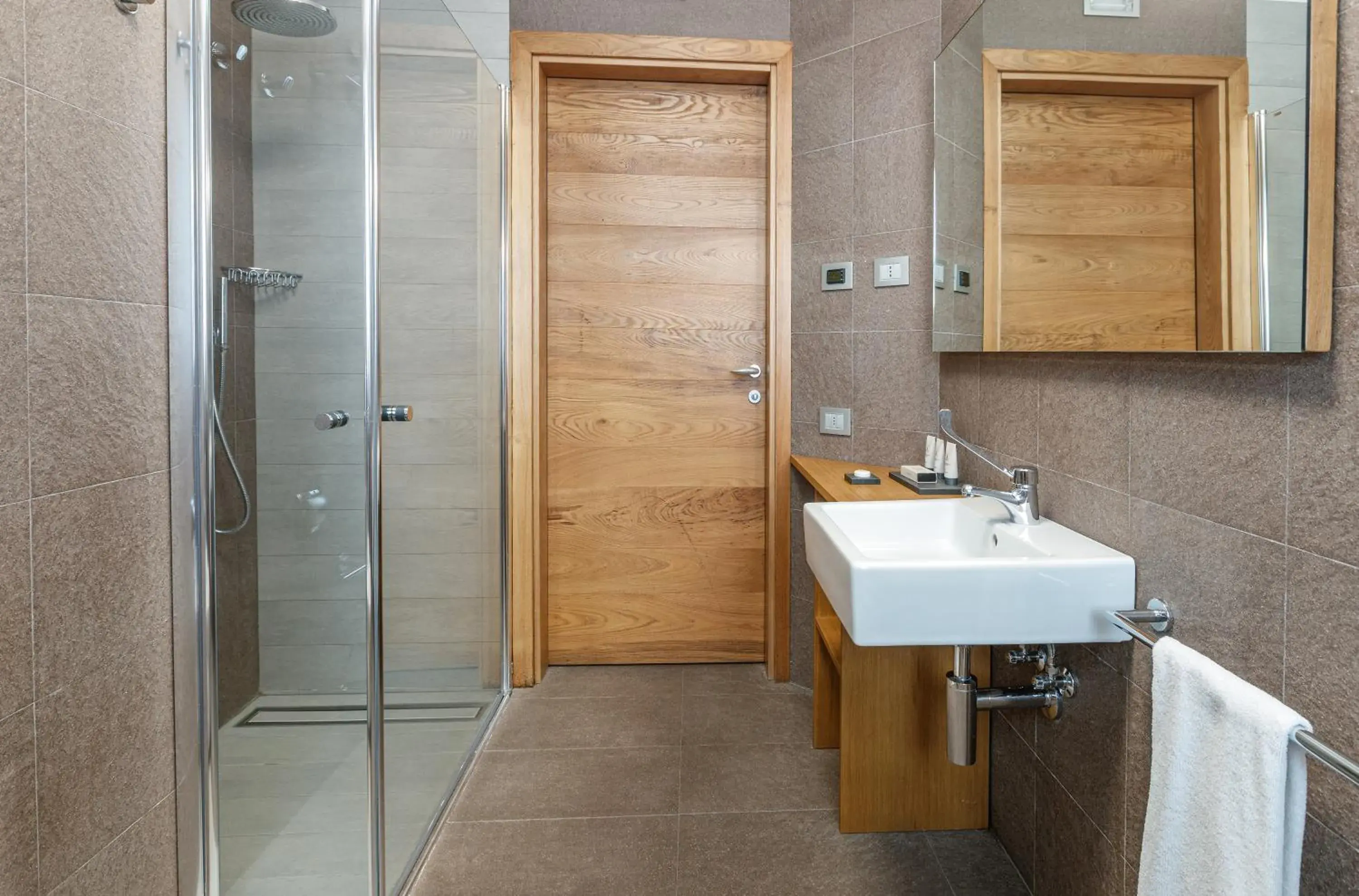 Shower, Bathroom in Sottovento Luxury Hospitality