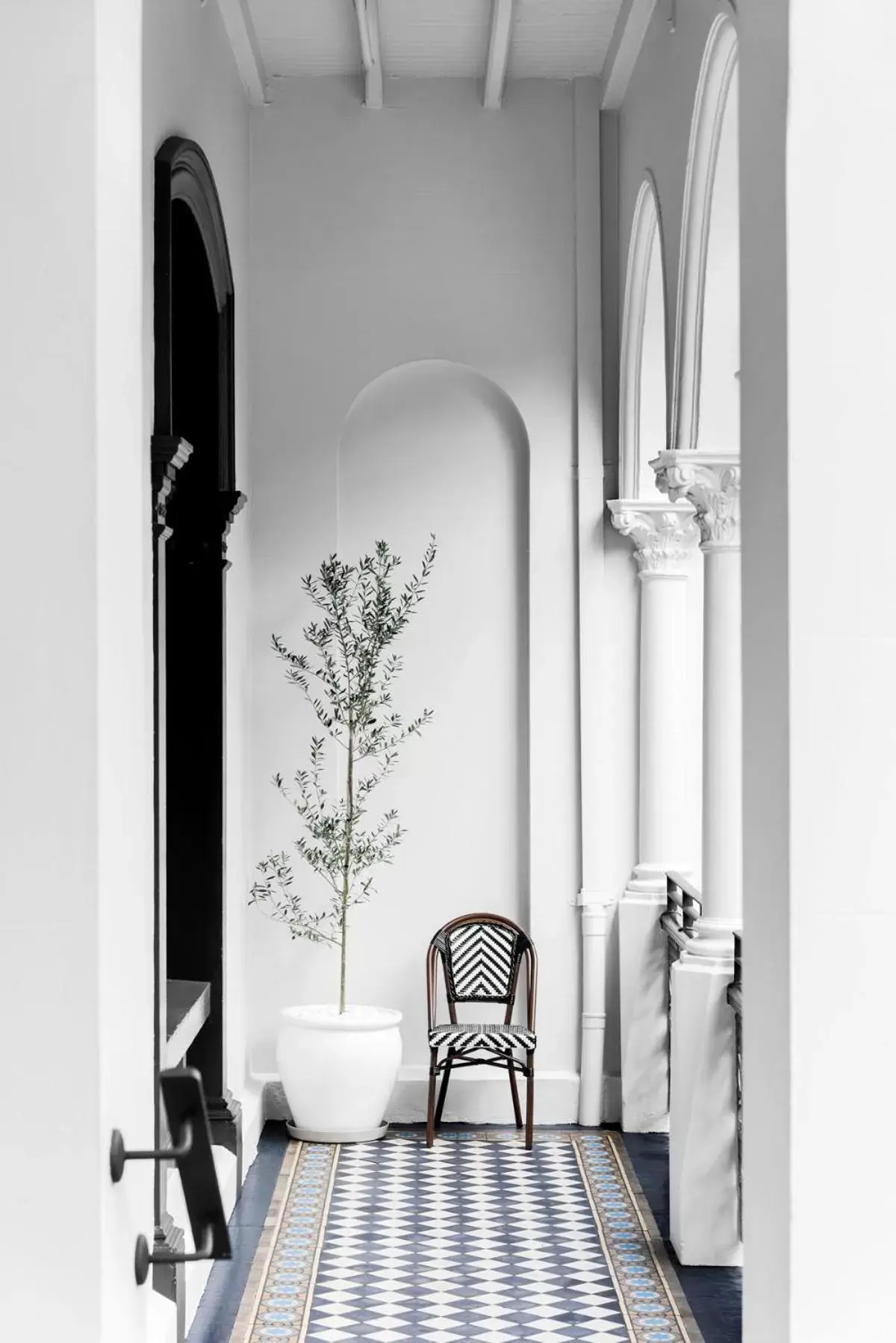 Property building in Hotel Challis Potts Point Property building in Hotel Challis Potts Point