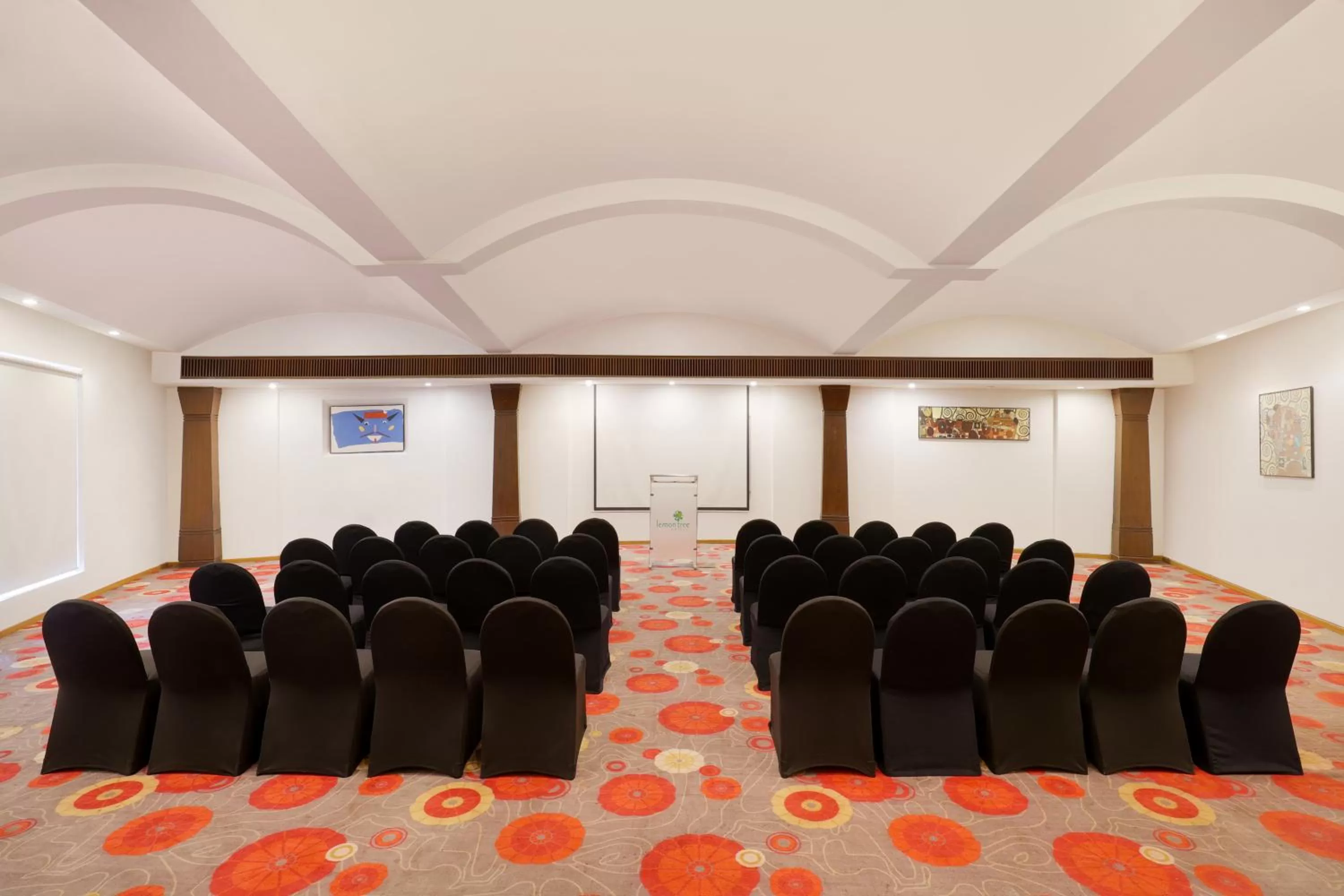 Banquet/Function facilities in Lemon Tree Hotel, Aurangabad