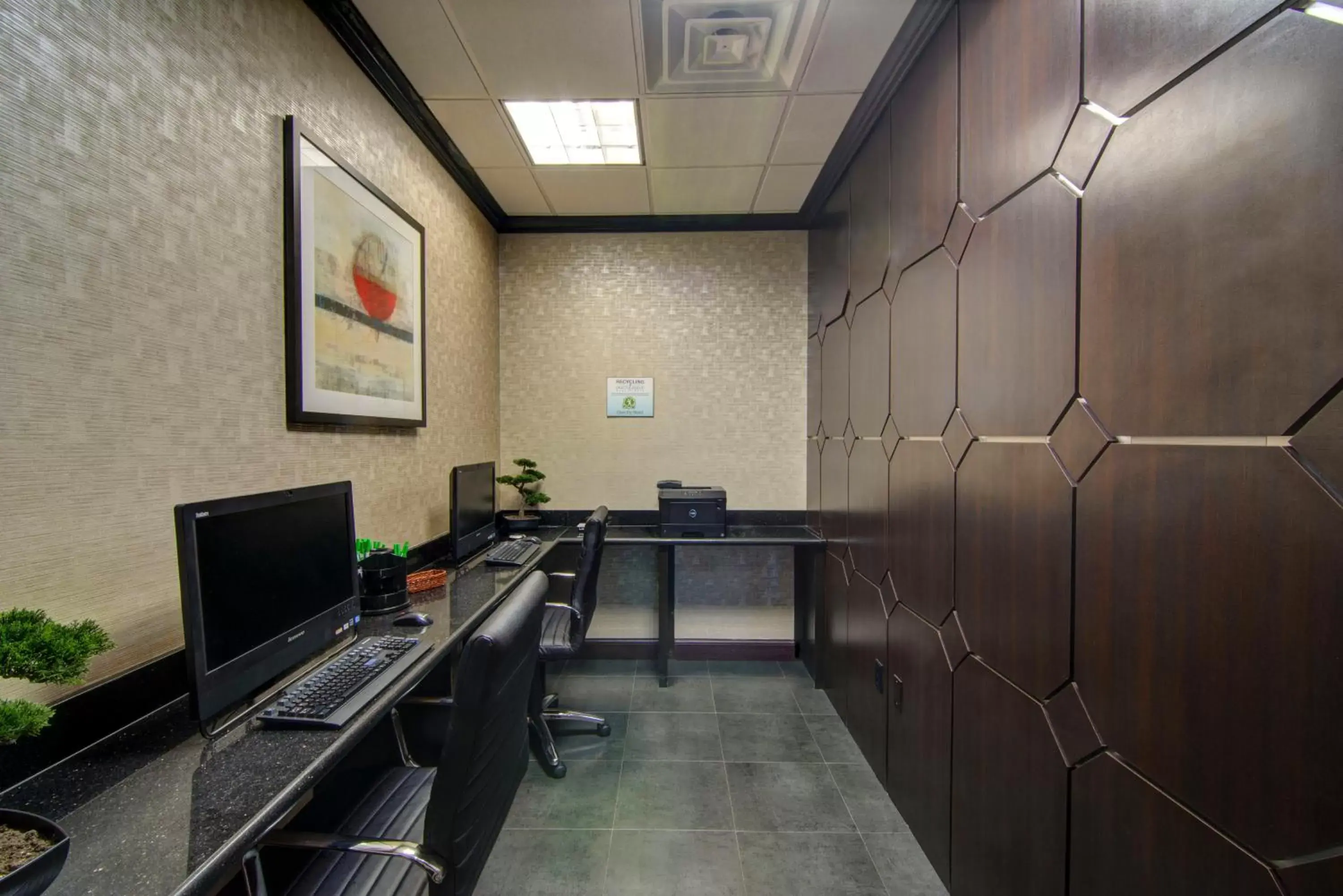 Holiday Inn Arlington Northeast by IHG Holiday Inn Arlington Northeast by IHG