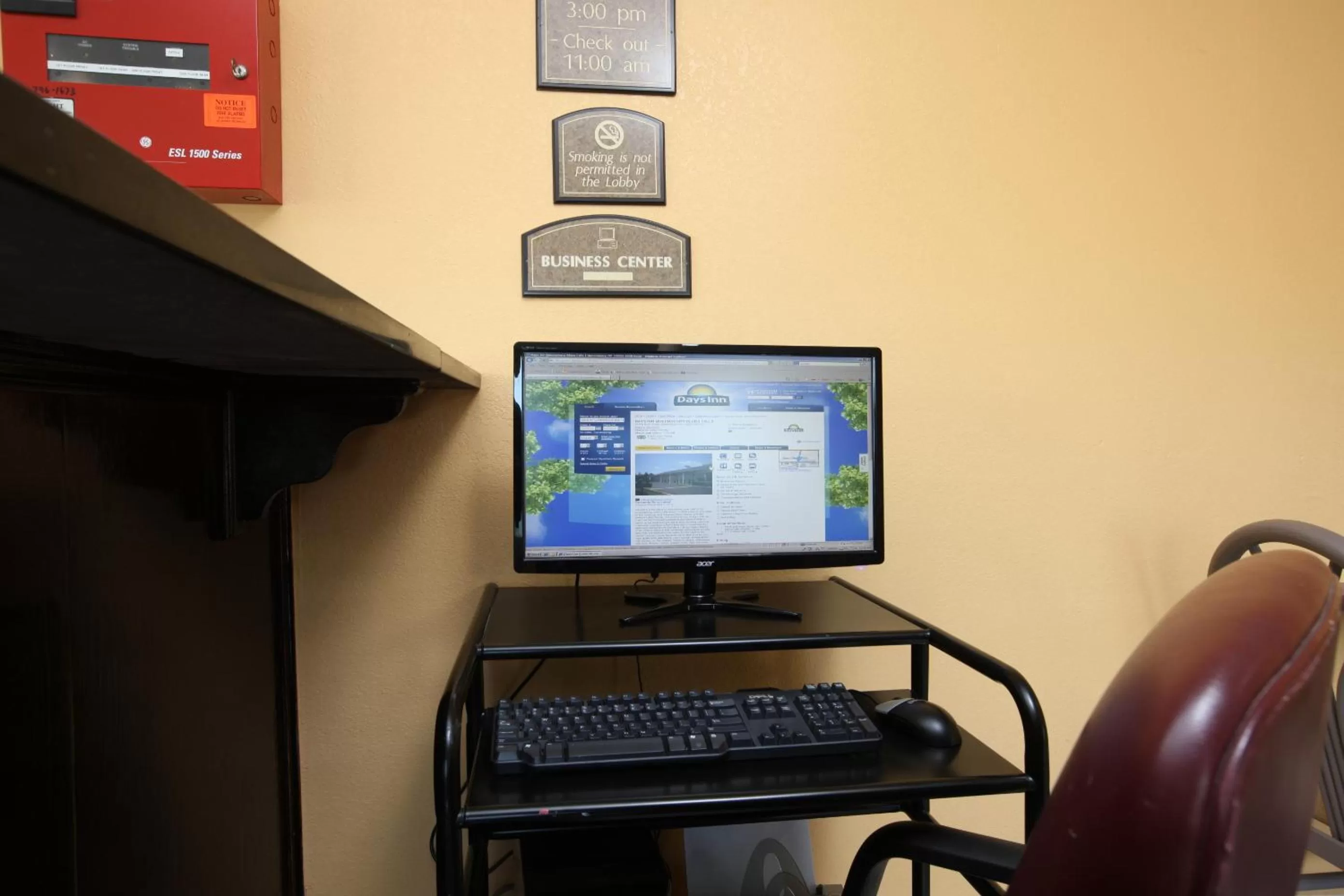 Lobby or reception in Days Inn by Wyndham Queensbury/Lake George