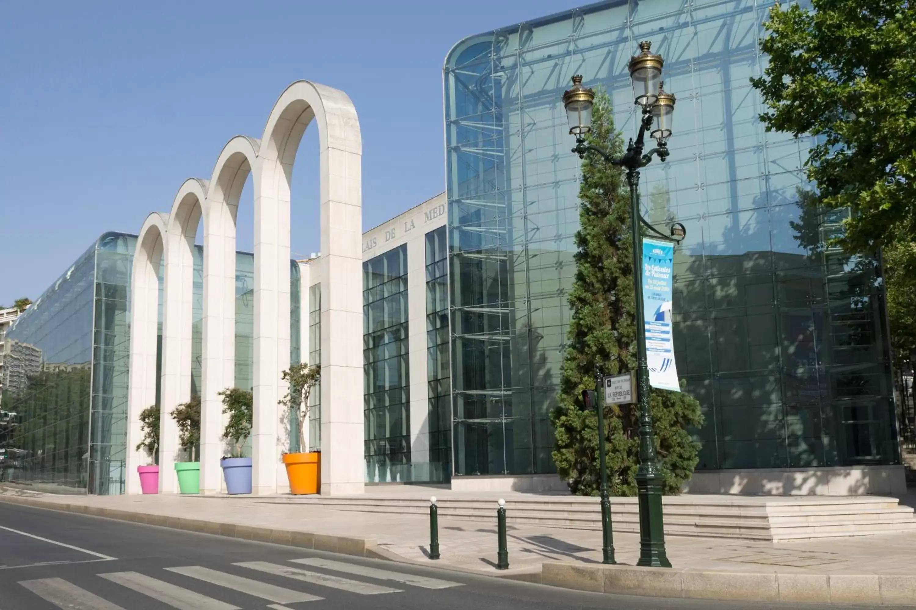 Nearby landmark, Property Building in Hôtel de Paris La Défense