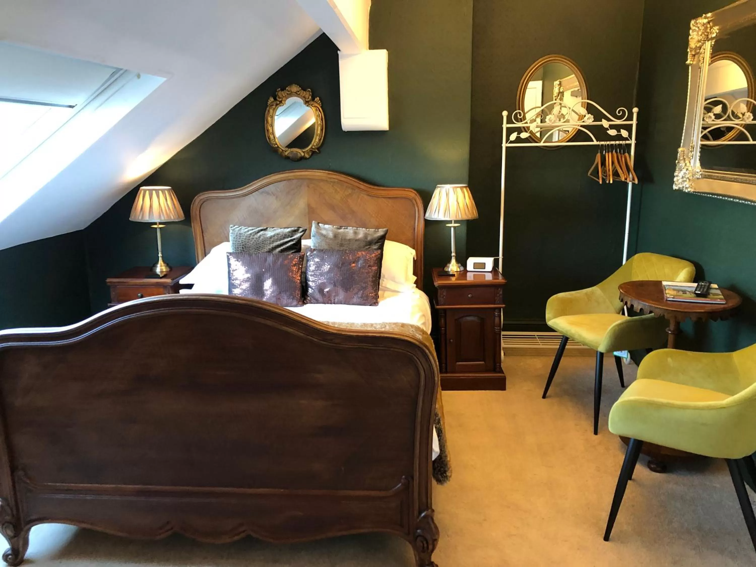 Bedroom, Bed in The Old Registry guest house