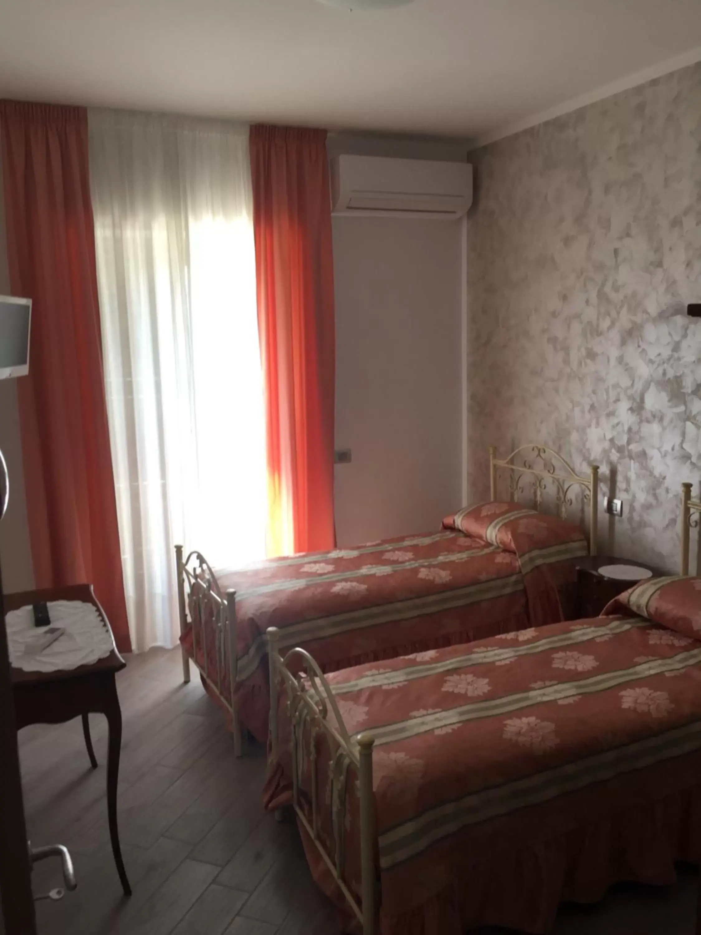 Photo of the whole room, Bed in San Michele