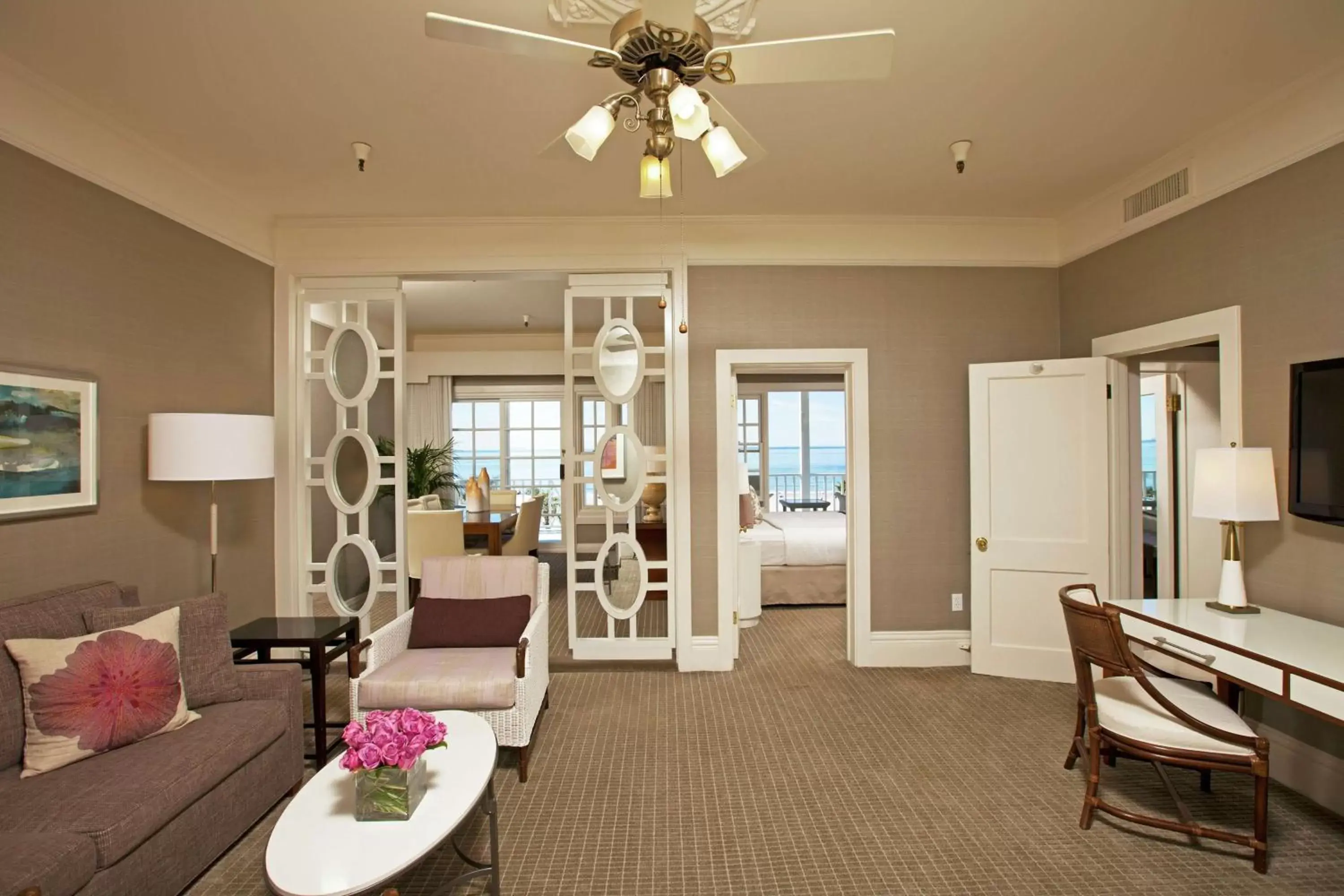 Bedroom, Seating Area in Hotel del Coronado, Curio Collection by Hilton