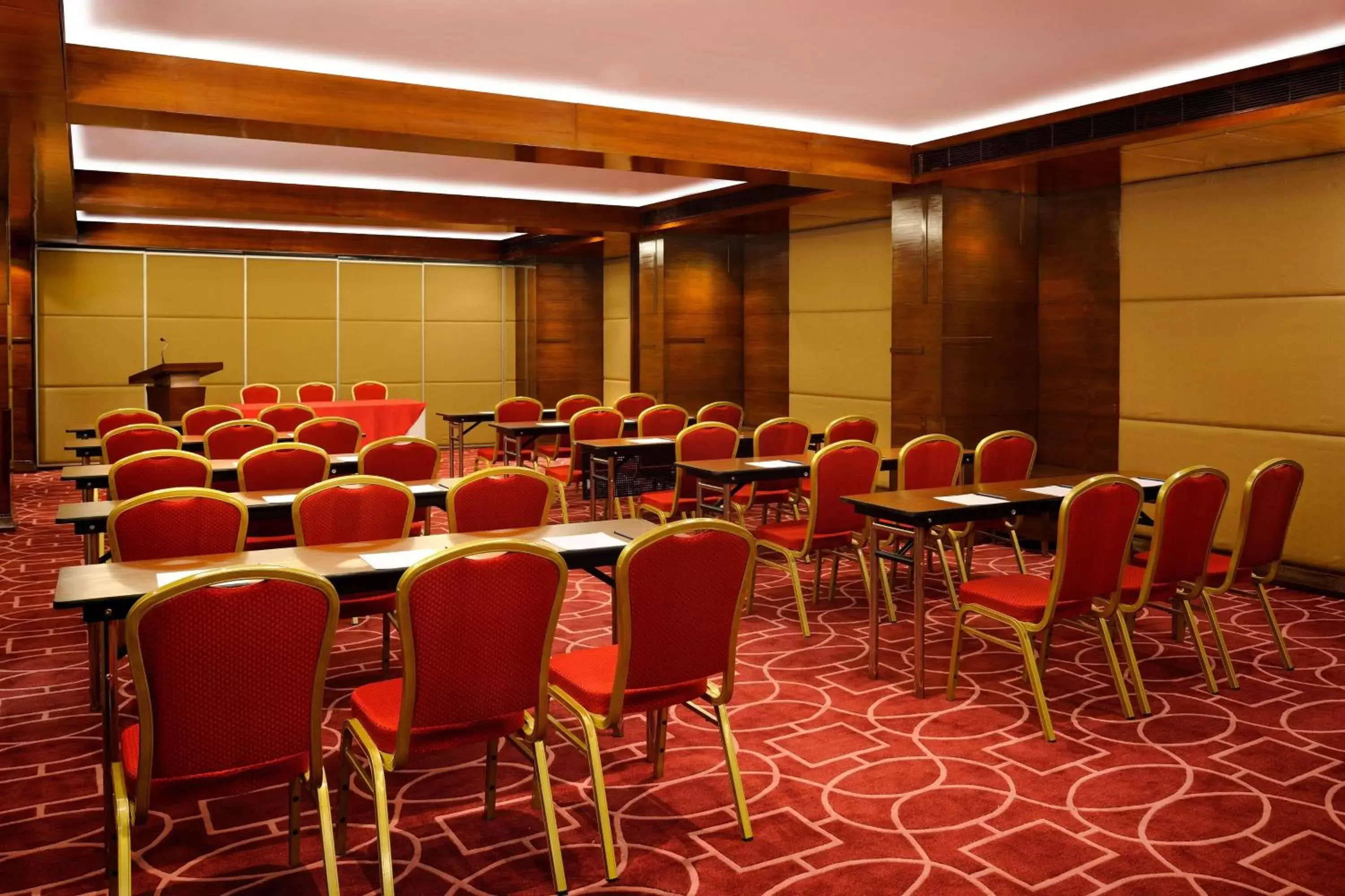 Meeting/conference room in Four Points by Sheraton Ahmedabad